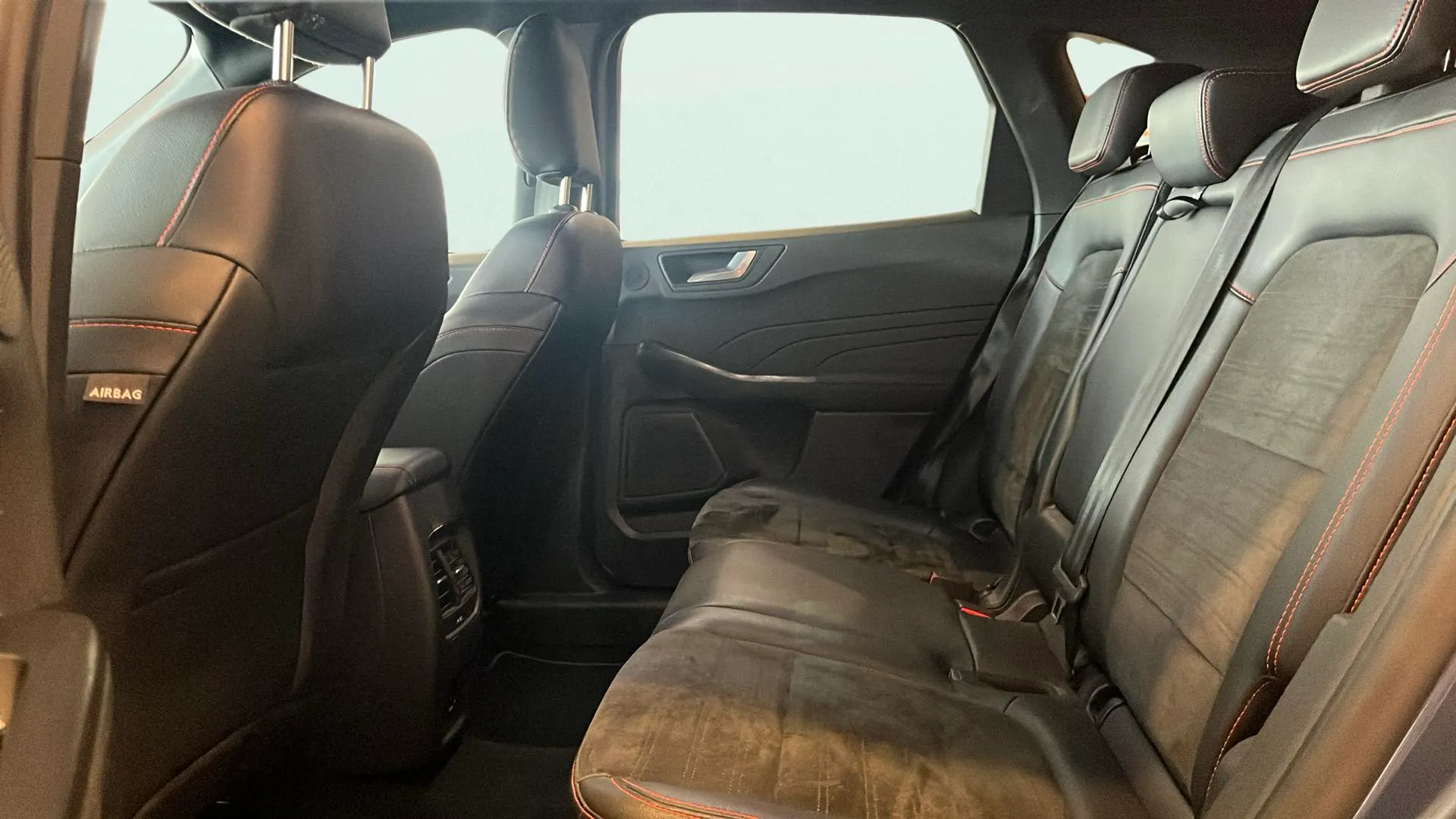 Ford Kuga ST-Line 1.5T EcoBoost - foto 22