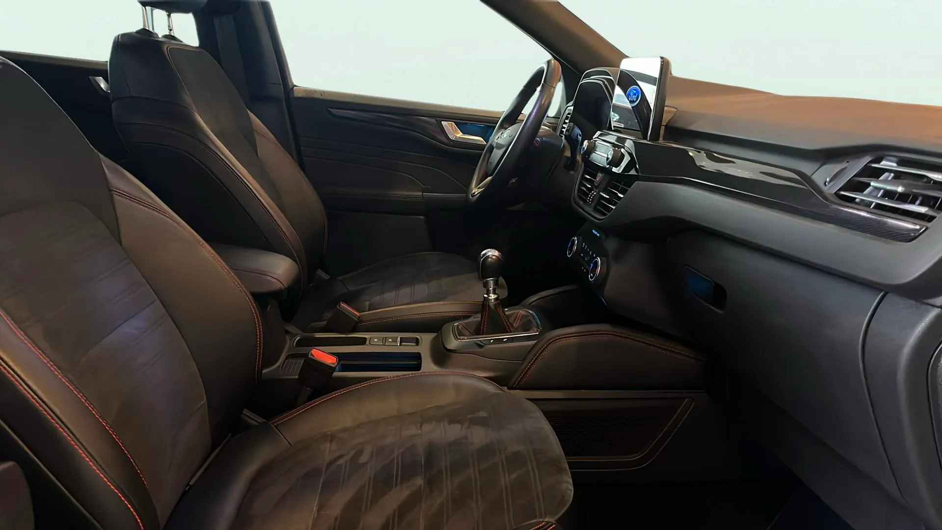 Ford Kuga ST-Line 1.5T EcoBoost - foto 19