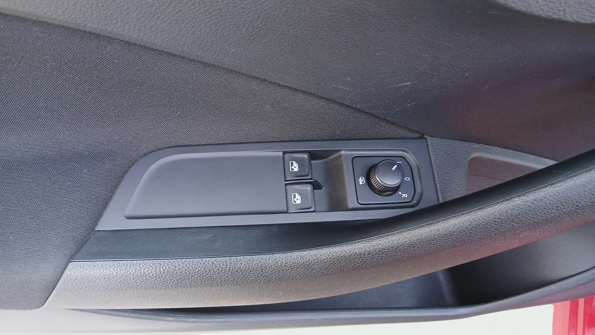 Škoda Kamiq 1.0 TSI Emotion - foto 15