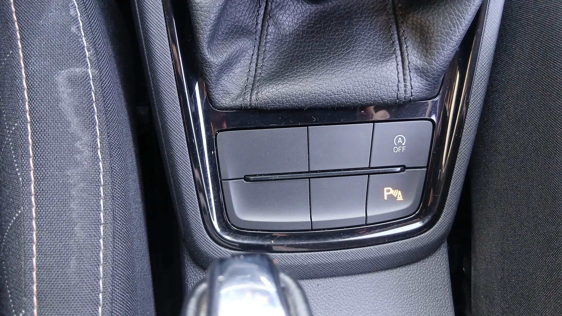 Škoda Kamiq 1.0 TSI Emotion - foto 21