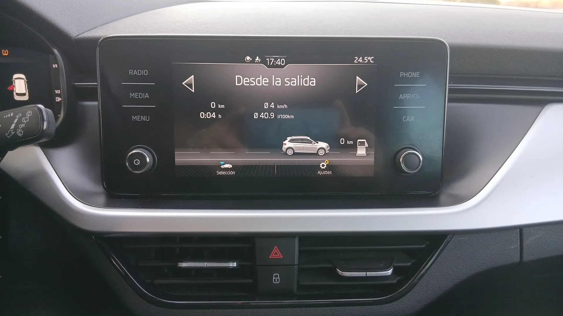 Škoda Kamiq 1.0 TSI Emotion - foto 7