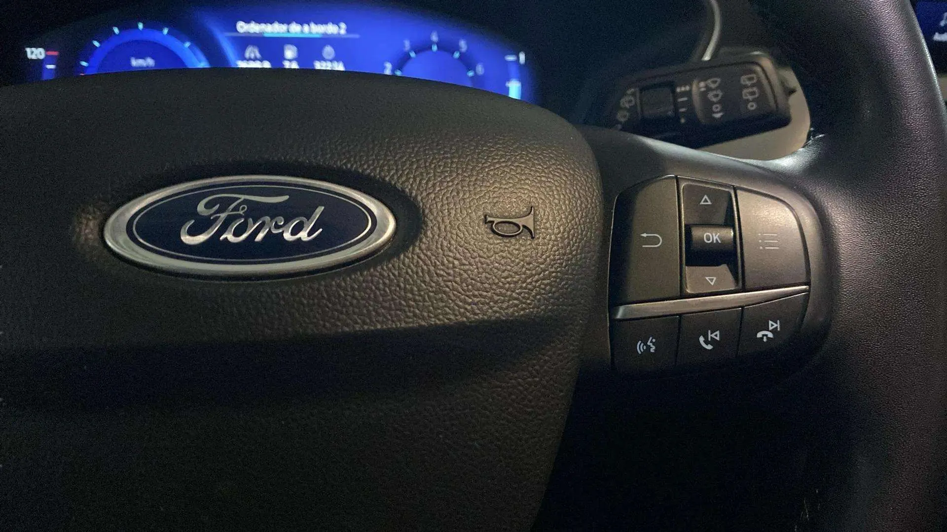 Ford Kuga Titanium 1.5T EcoBoost - foto 12