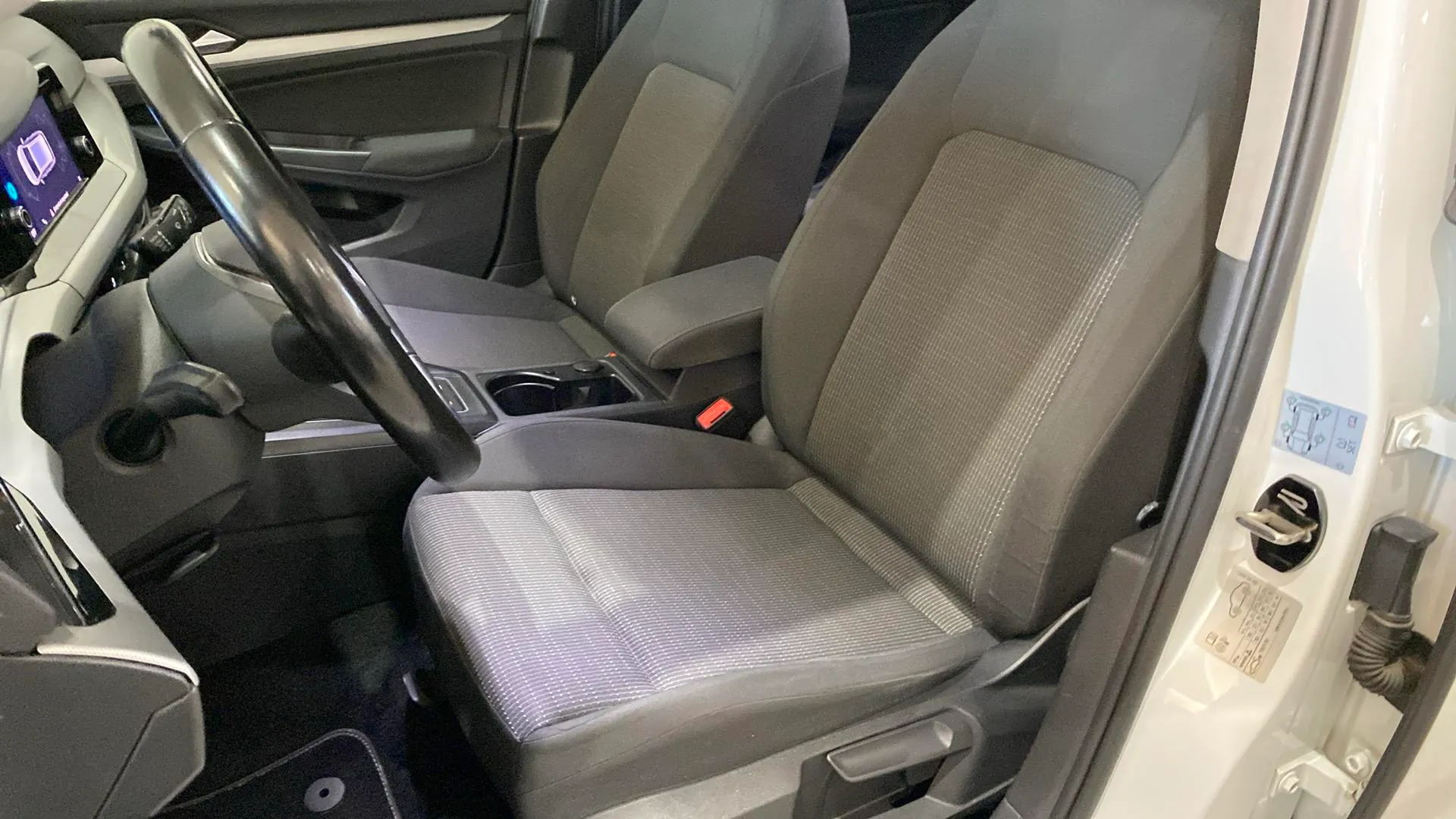 Volkswagen Golf 2.0 TDI Variant - foto 12