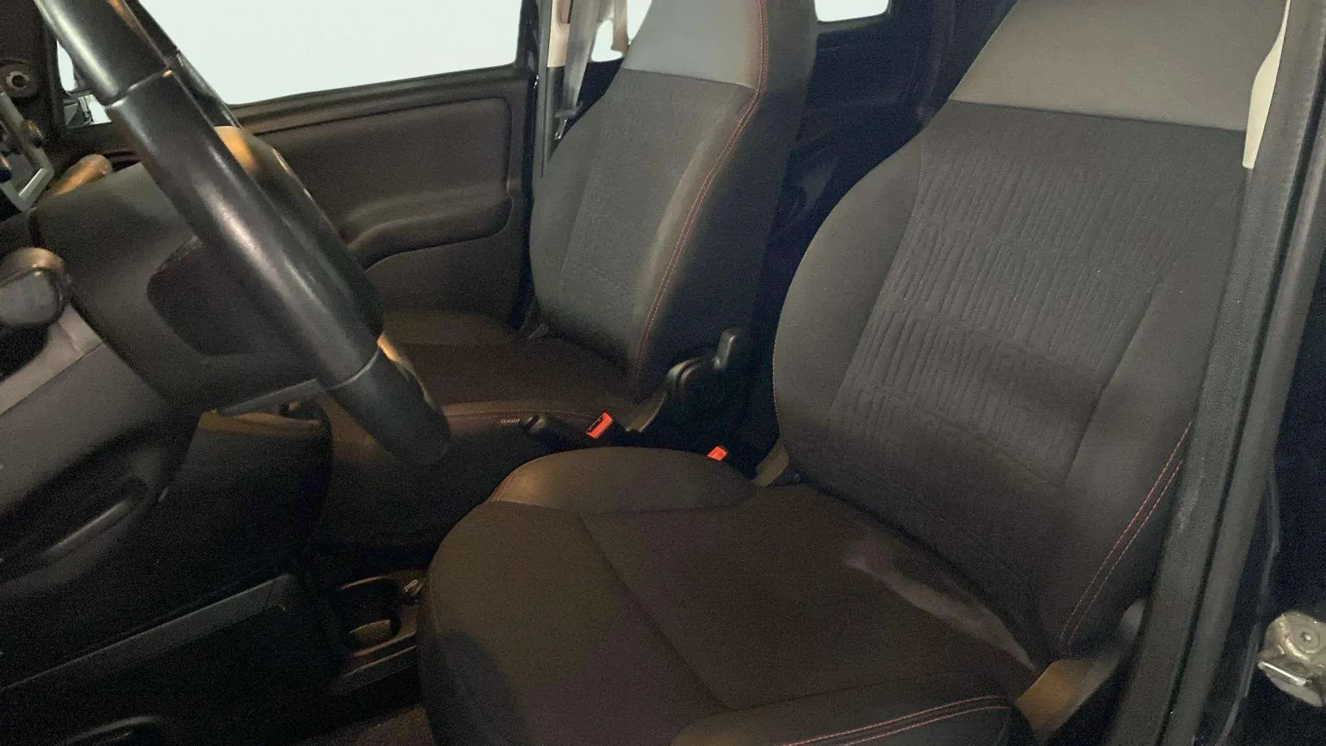 Fiat Panda Red 1.0 Hybrid - foto 19
