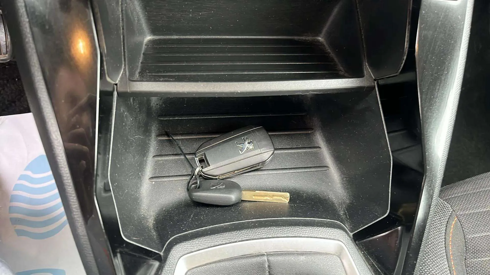 Peugeot 208 BlueHDi Active - foto 14