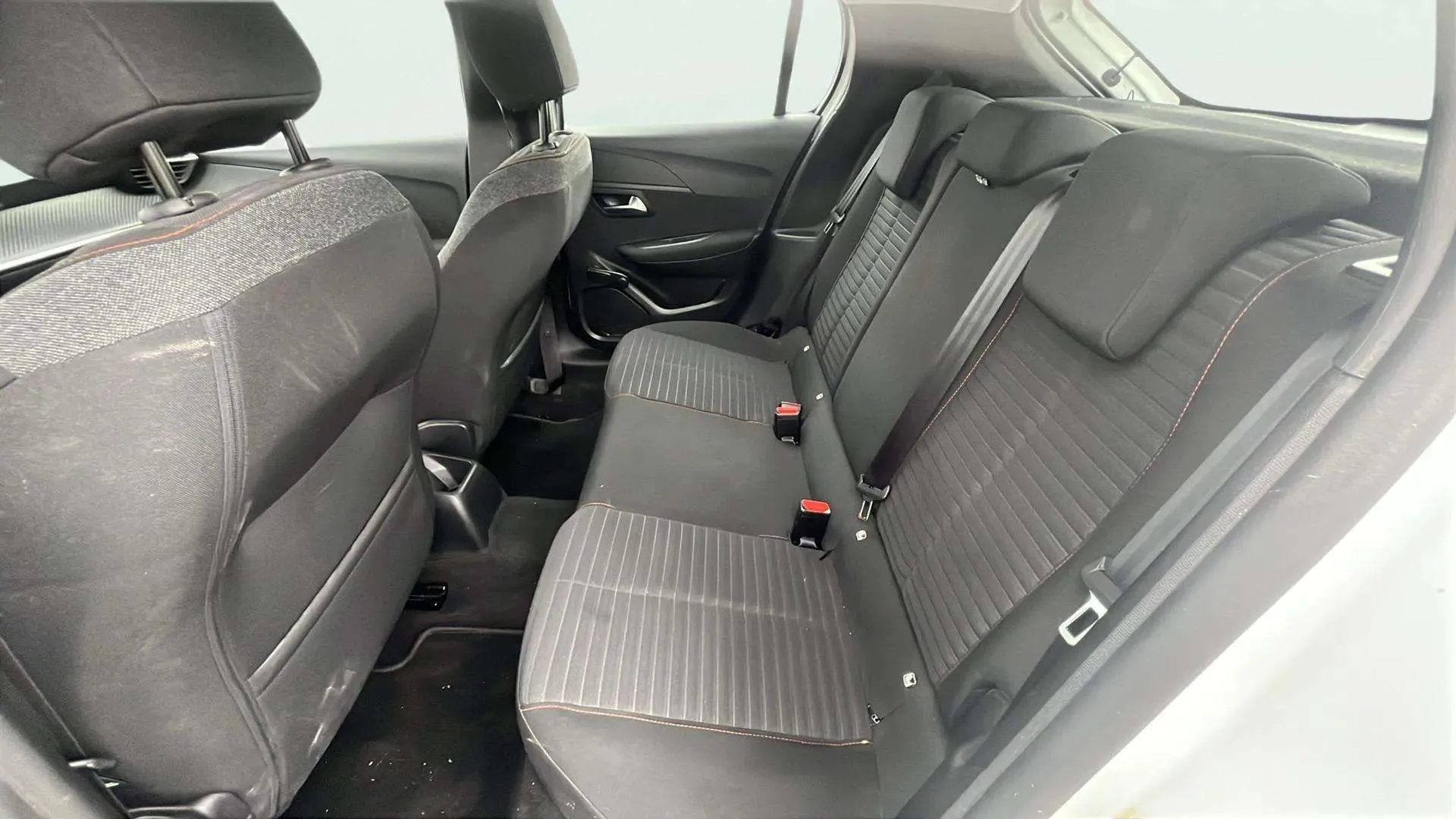 Peugeot 208 BlueHDi Active - foto 12