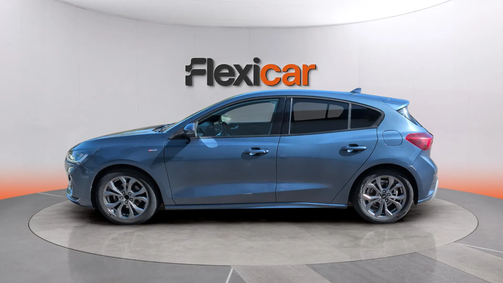 Ford Focus 1.0 EcoBoost MHEV ST-Line Design SIP - foto 4