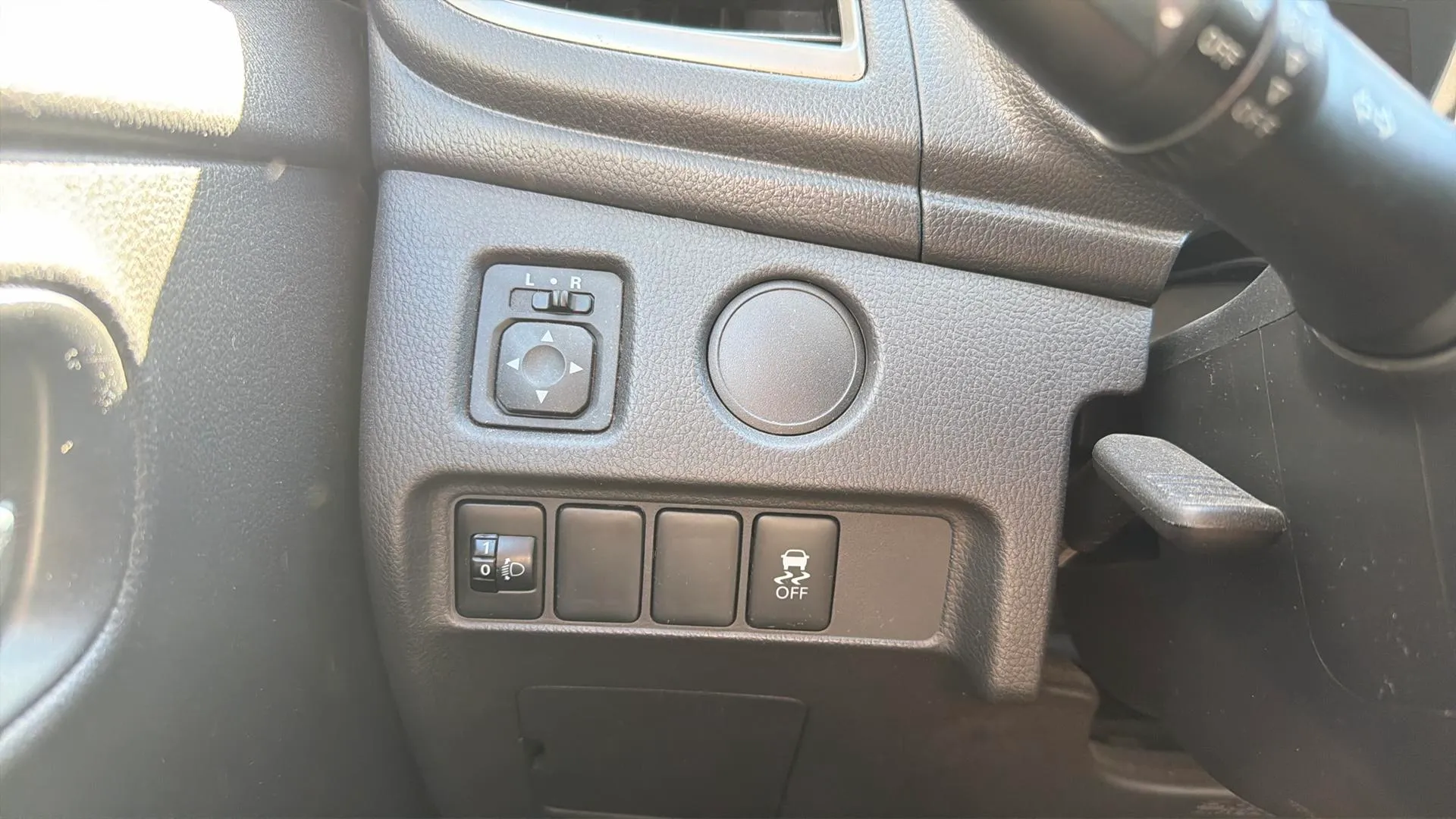 Mitsubishi L200 C/C 220 DI-D M-Pro - foto 17