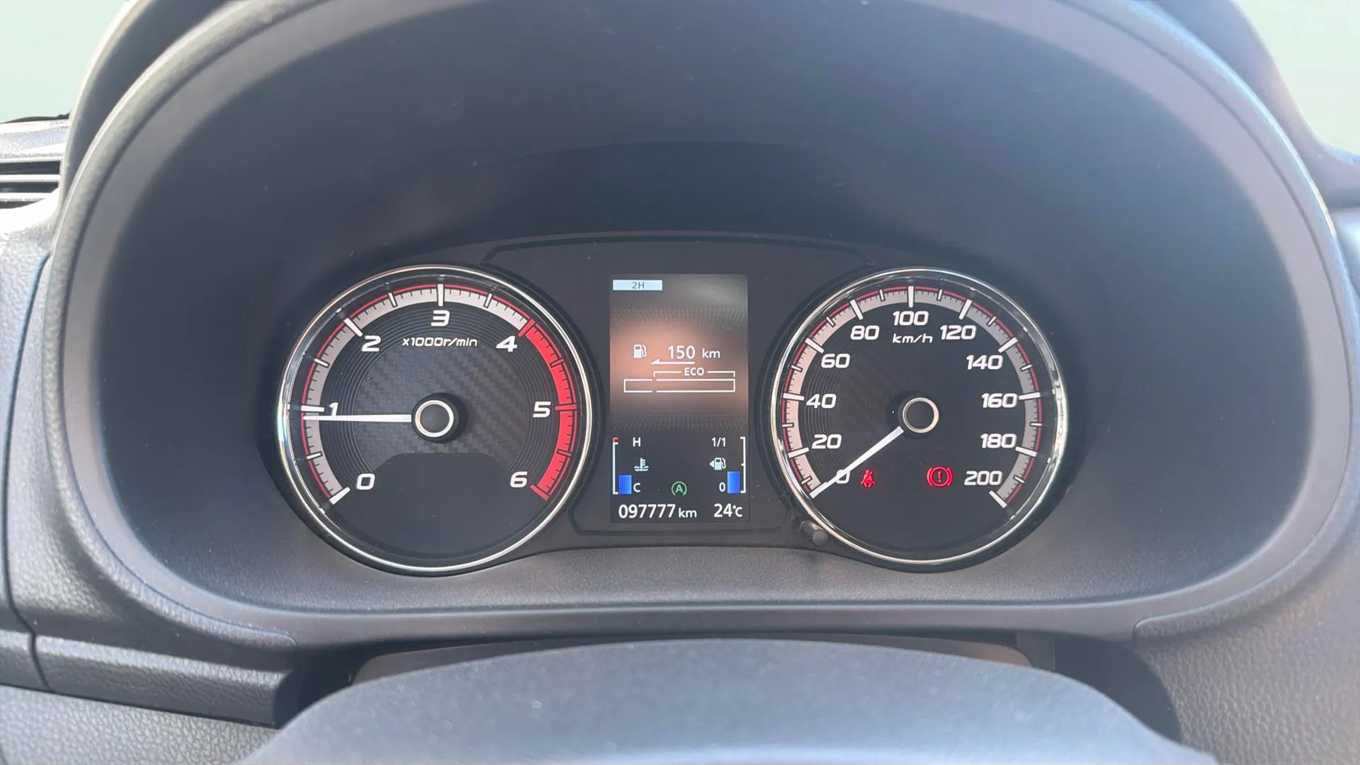 Mitsubishi L200 C/C 220 DI-D M-Pro - foto 16