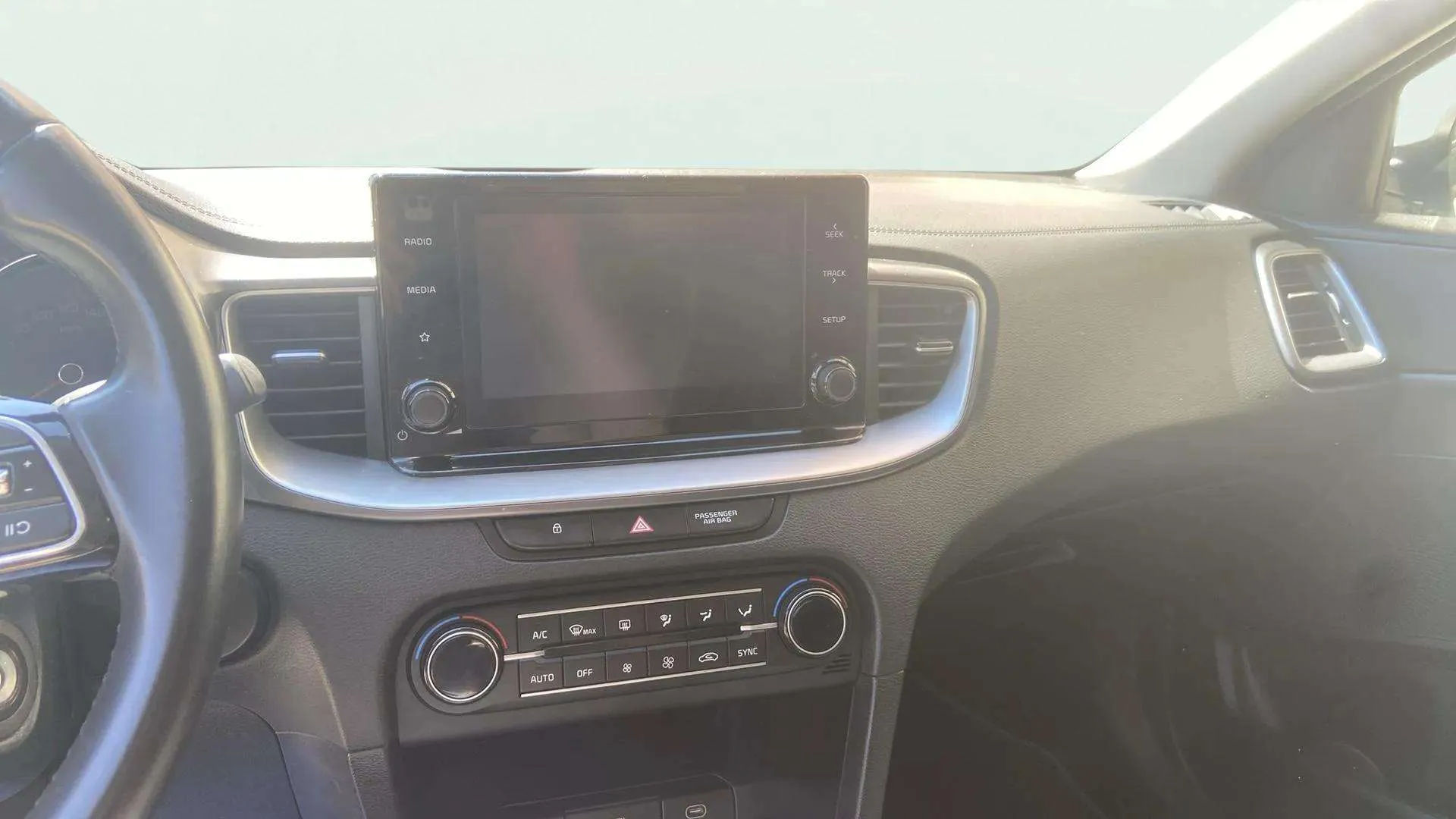 Kia Ceed 1.6 MHEV iMT Drive - foto 16