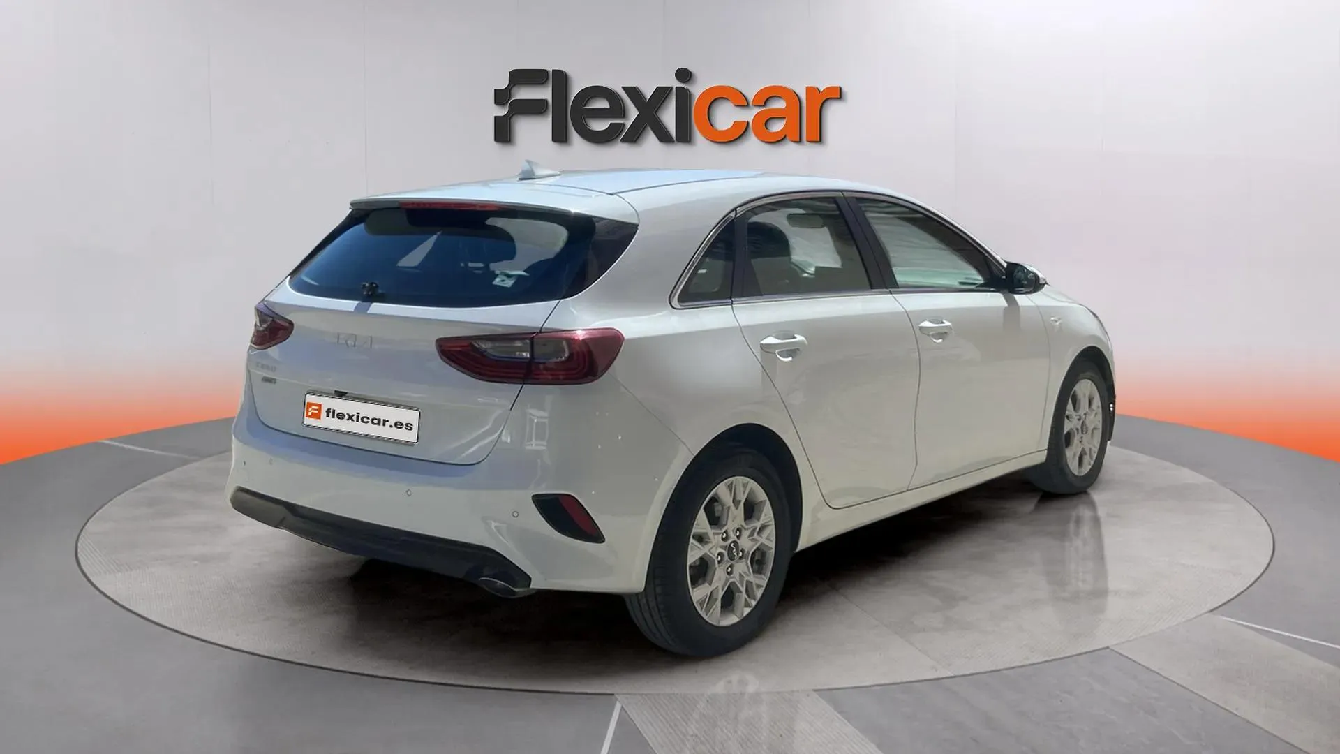 Kia Ceed 1.6 MHEV iMT Drive - foto 5