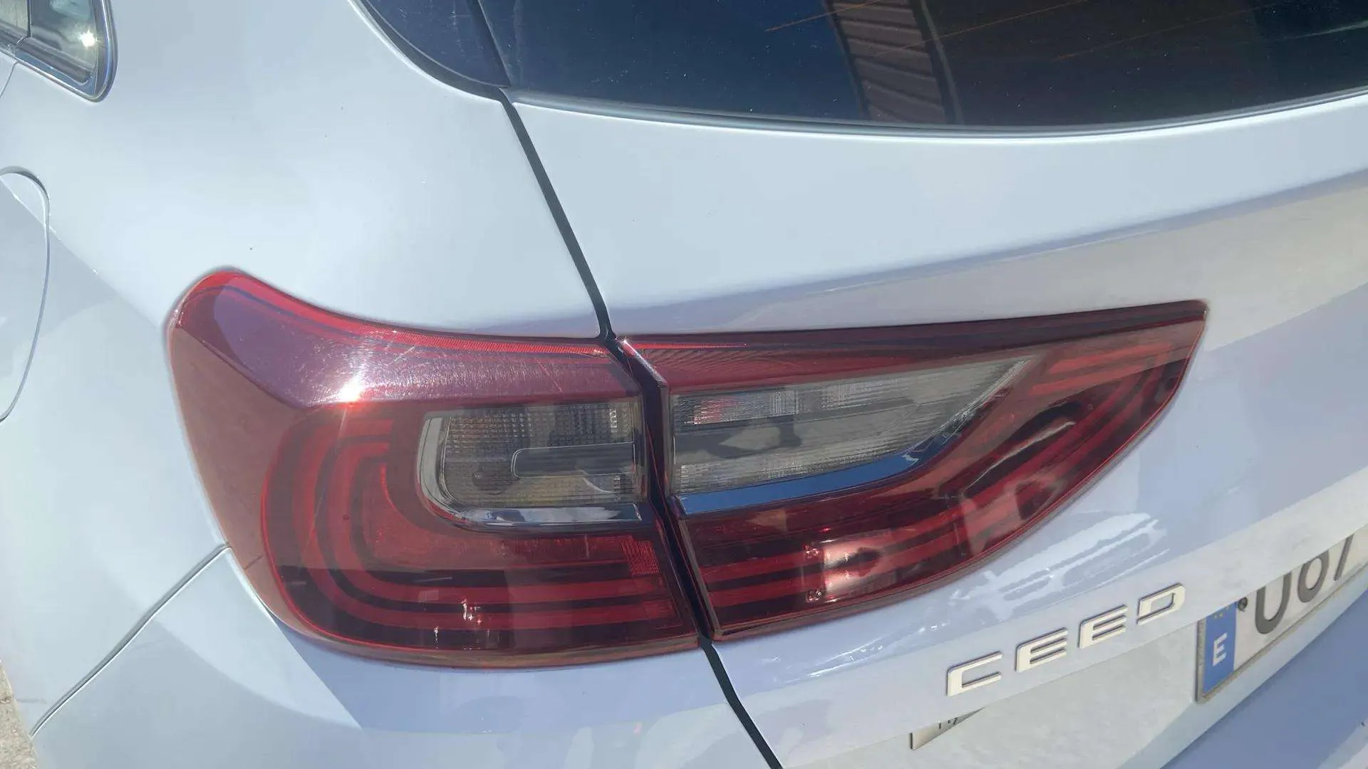Kia Ceed 1.6 MHEV iMT Drive - foto 10