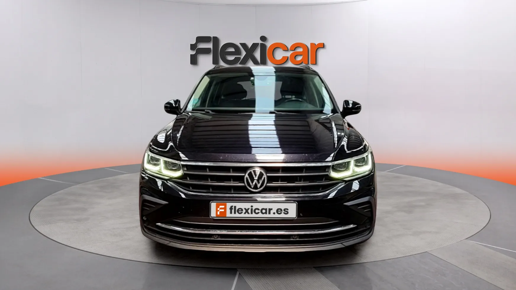 Volkswagen Tiguan Life 2.0 TDI DSG - foto 2