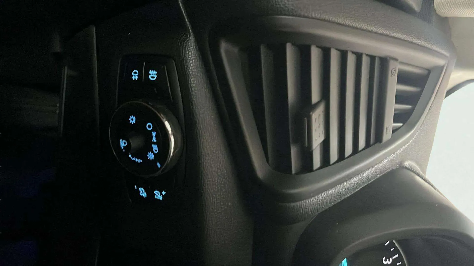 Ford EcoSport 1.0T EcoBoost ST Line - foto 21