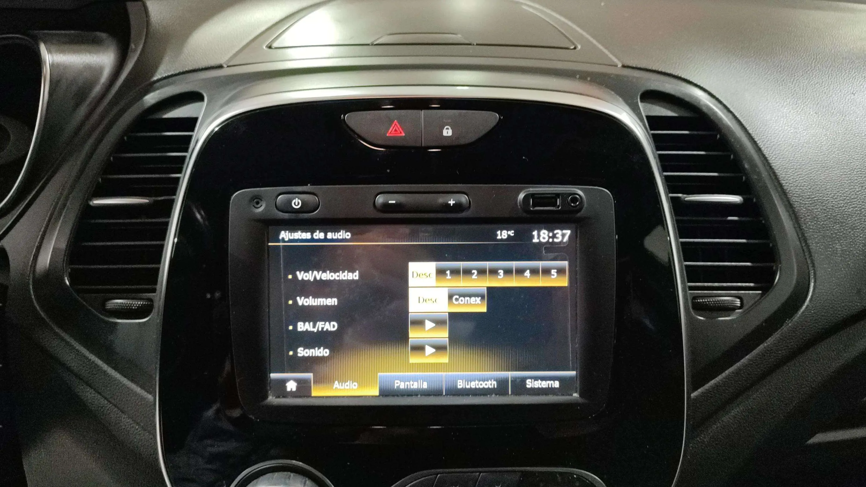 Renault Captur Intens Energy TCe - foto 12