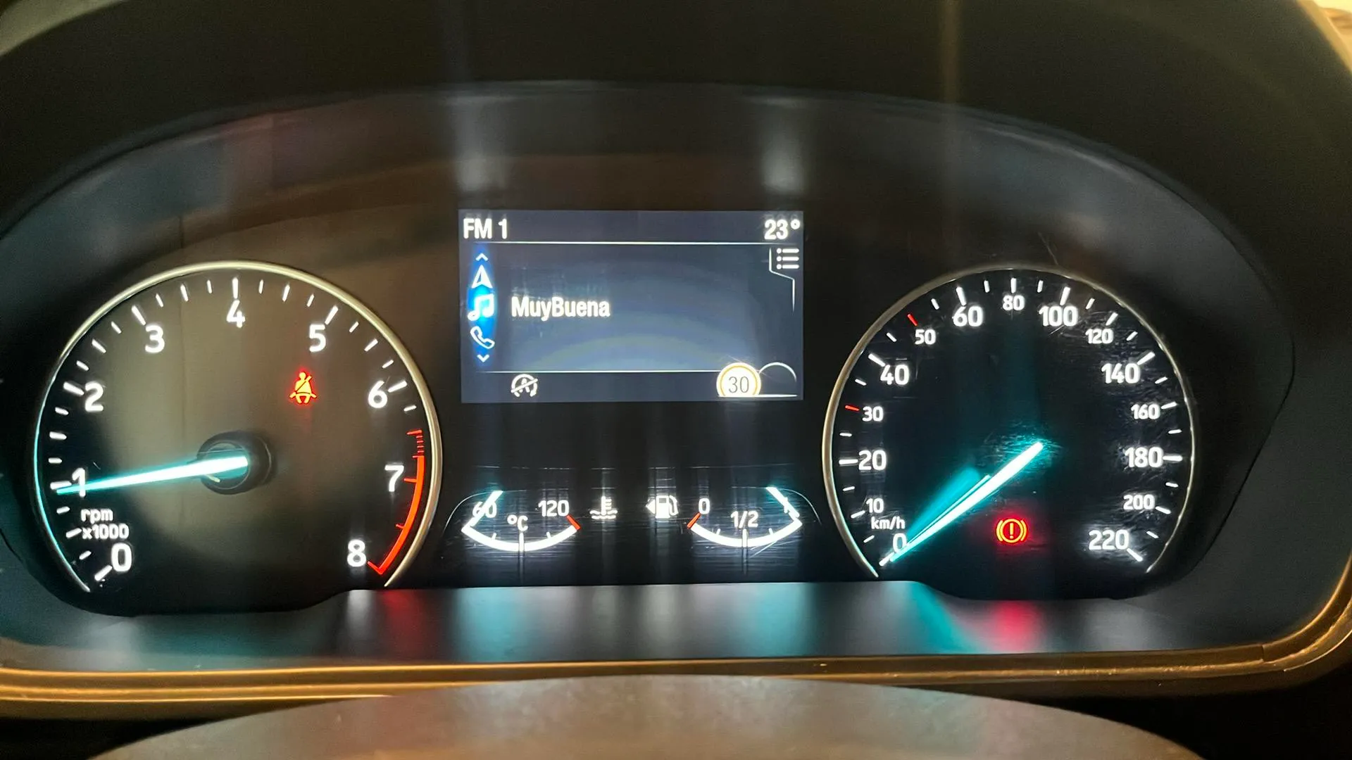 Ford EcoSport 1.0T EcoBoost ST Line - foto 13