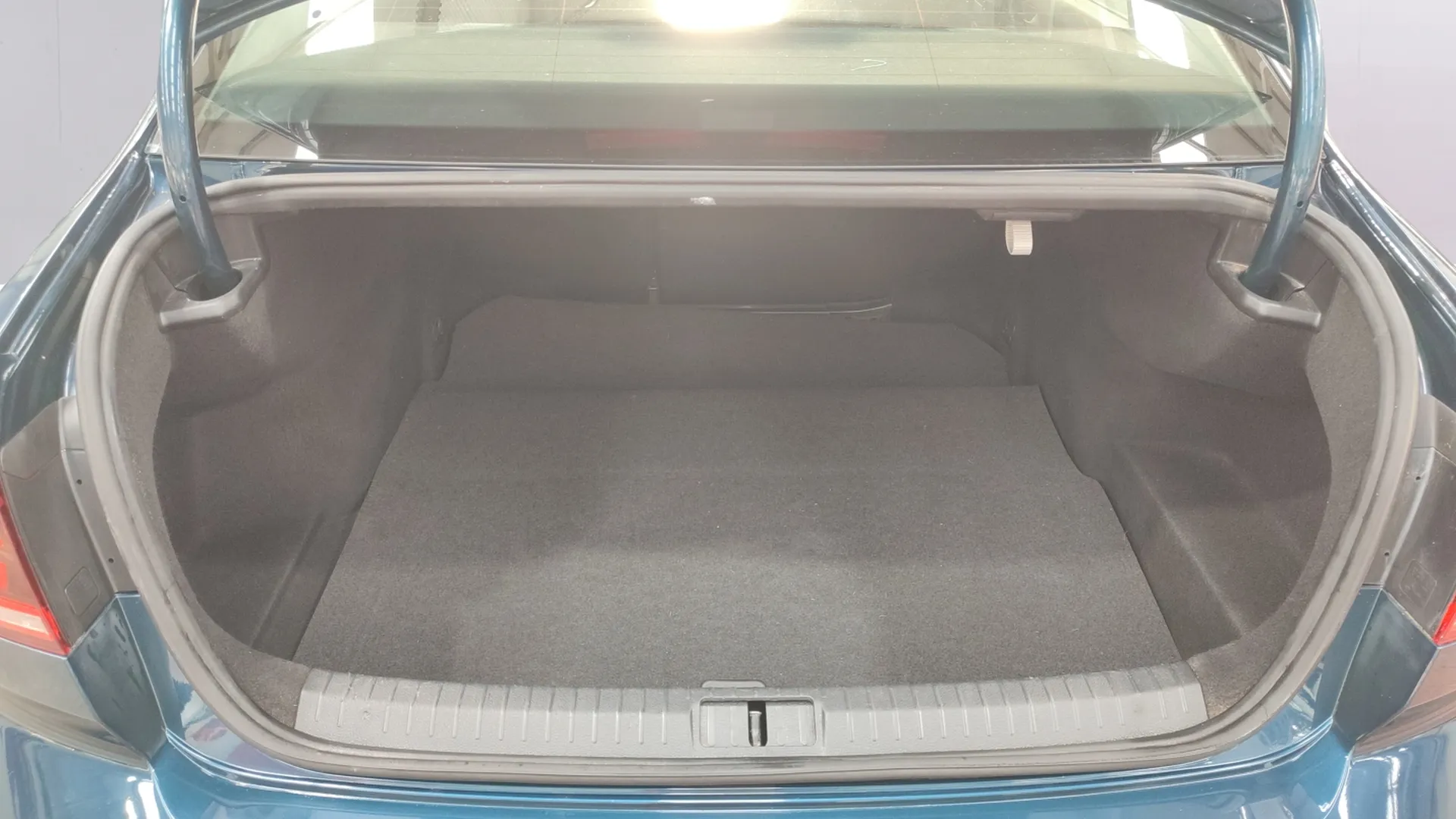 Volkswagen Passat 2.0 TDI DSG - foto 29