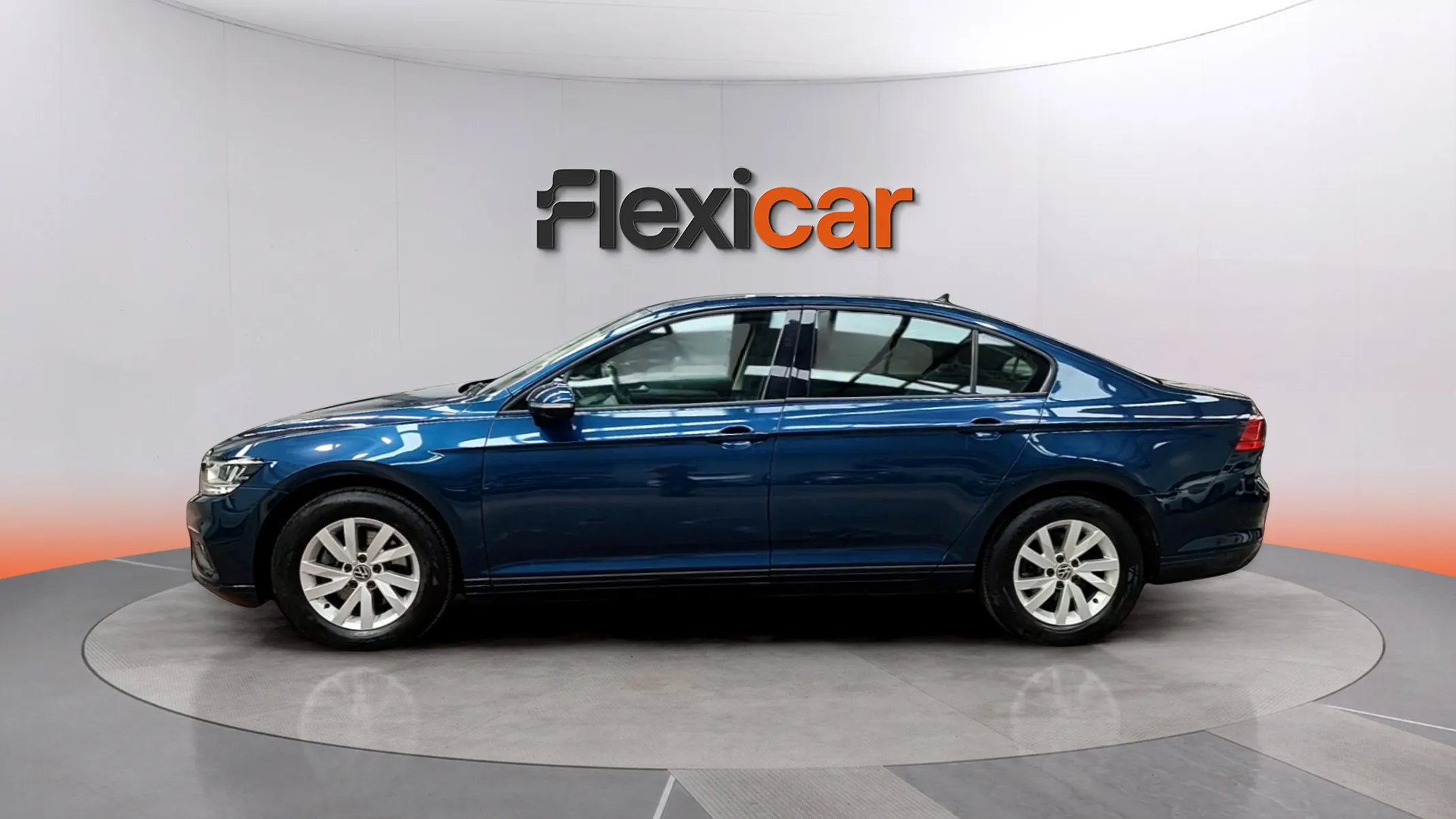 Volkswagen Passat 2.0 TDI DSG - foto 4