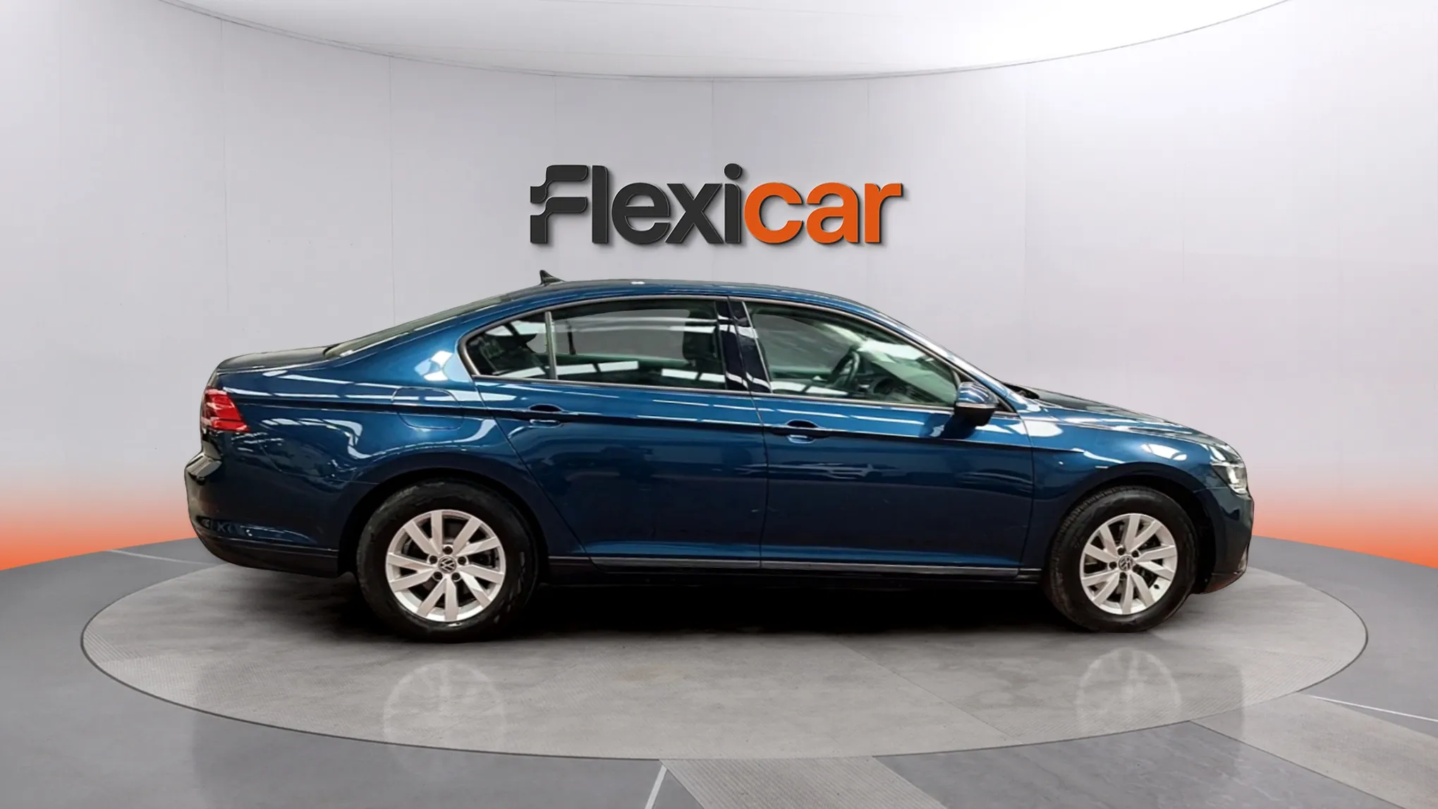 Volkswagen Passat 2.0 TDI DSG - foto 5