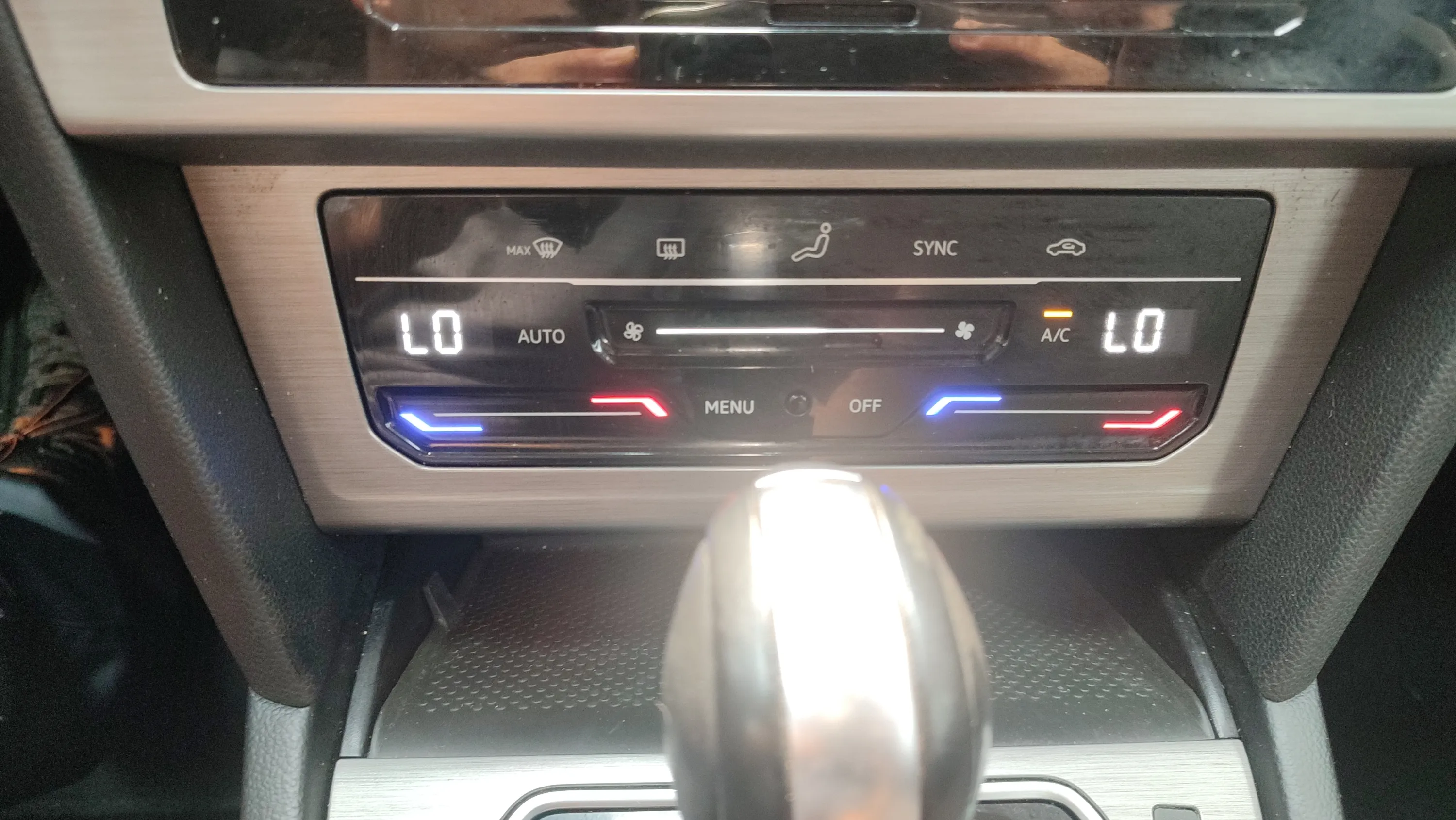 Volkswagen Passat 2.0 TDI DSG - foto 16