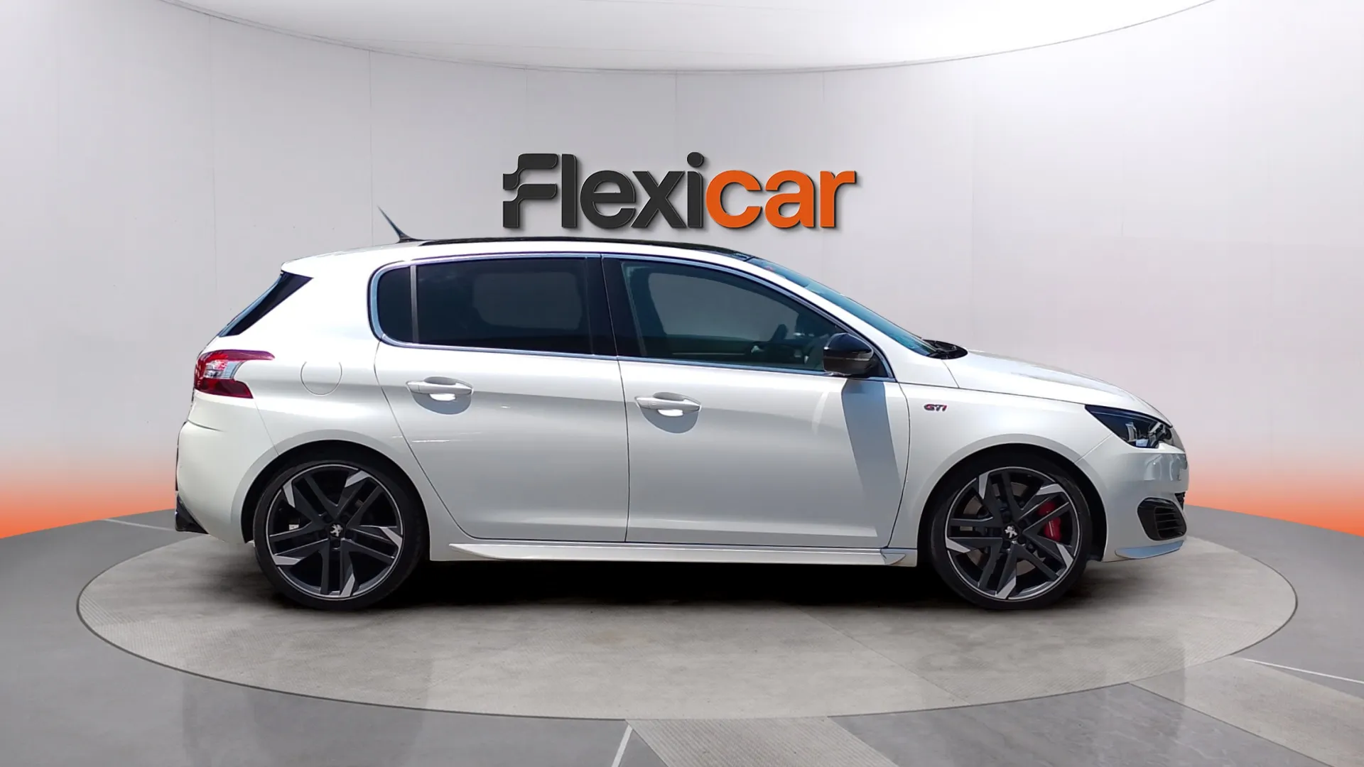 Peugeot 308 GTi - foto 5
