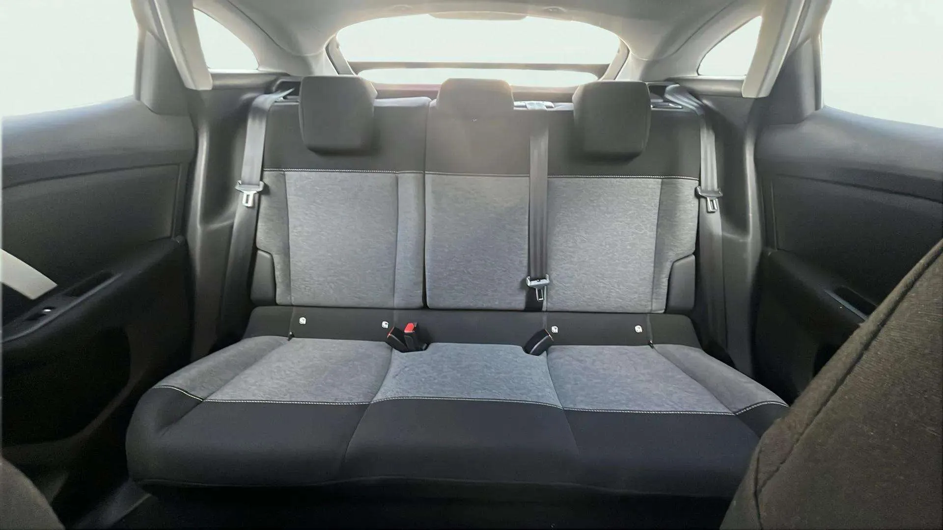 Citroën C4 BlueHDi 110 Feel - foto 13