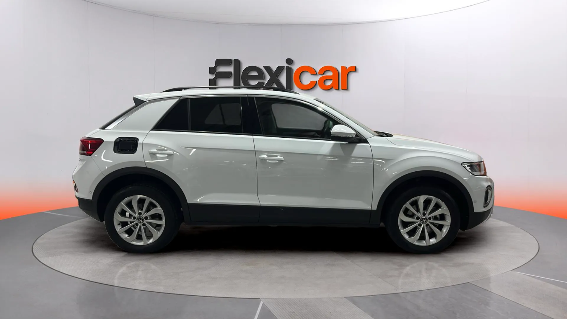 Volkswagen T-Roc Life 1.0 TSI - foto 8