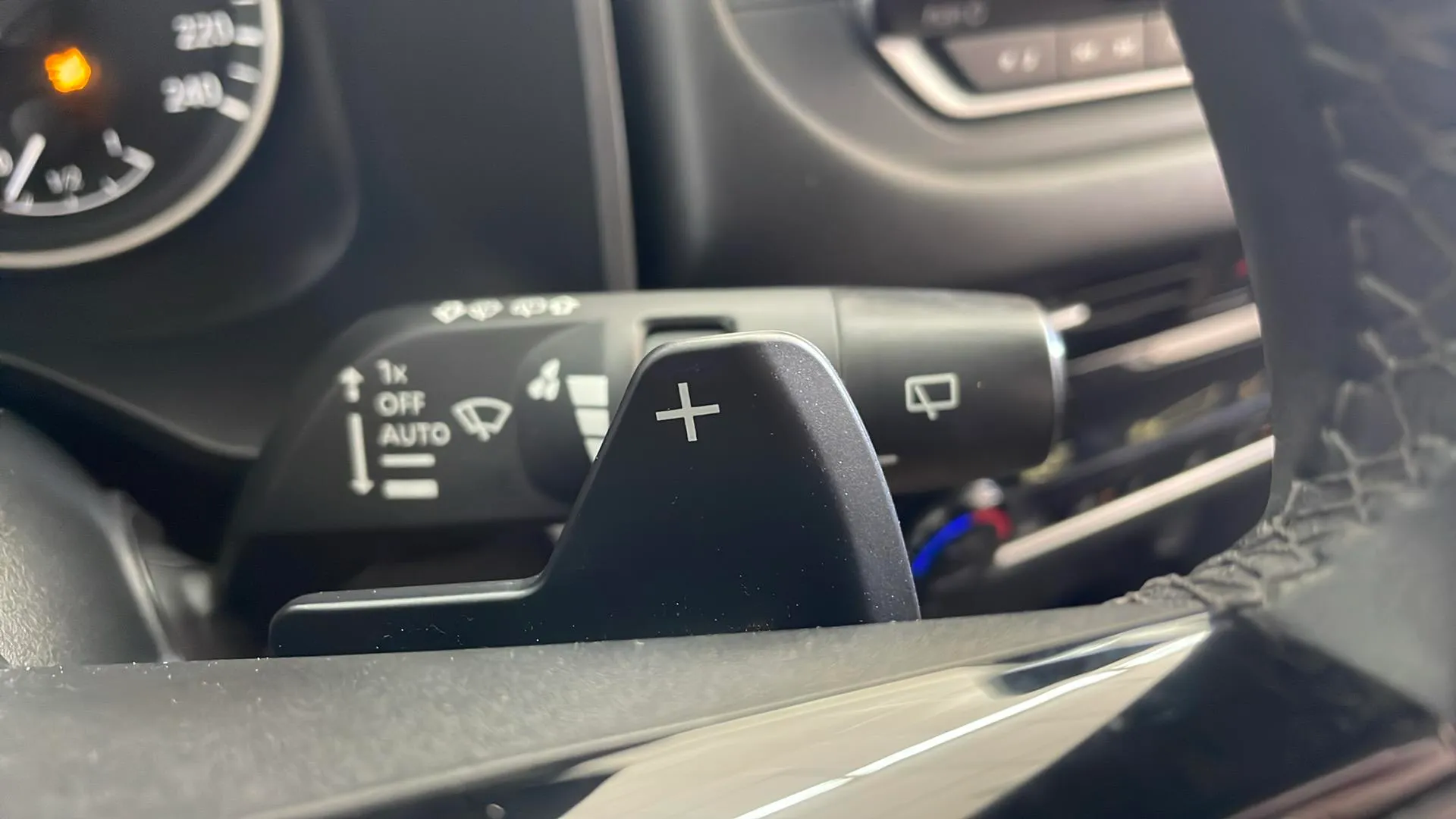 Nissan Qashqai DIG-T mHEV Xtron.4x4 Tekna - foto 24