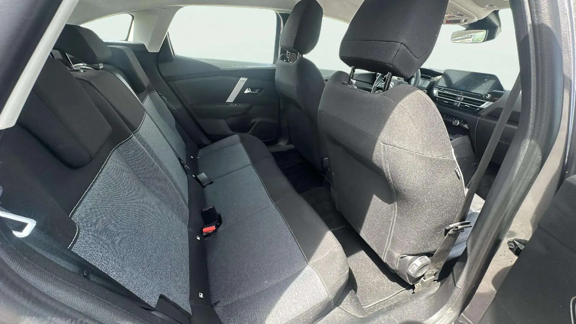 Citroën C4 BlueHDi 110 Feel - foto 11