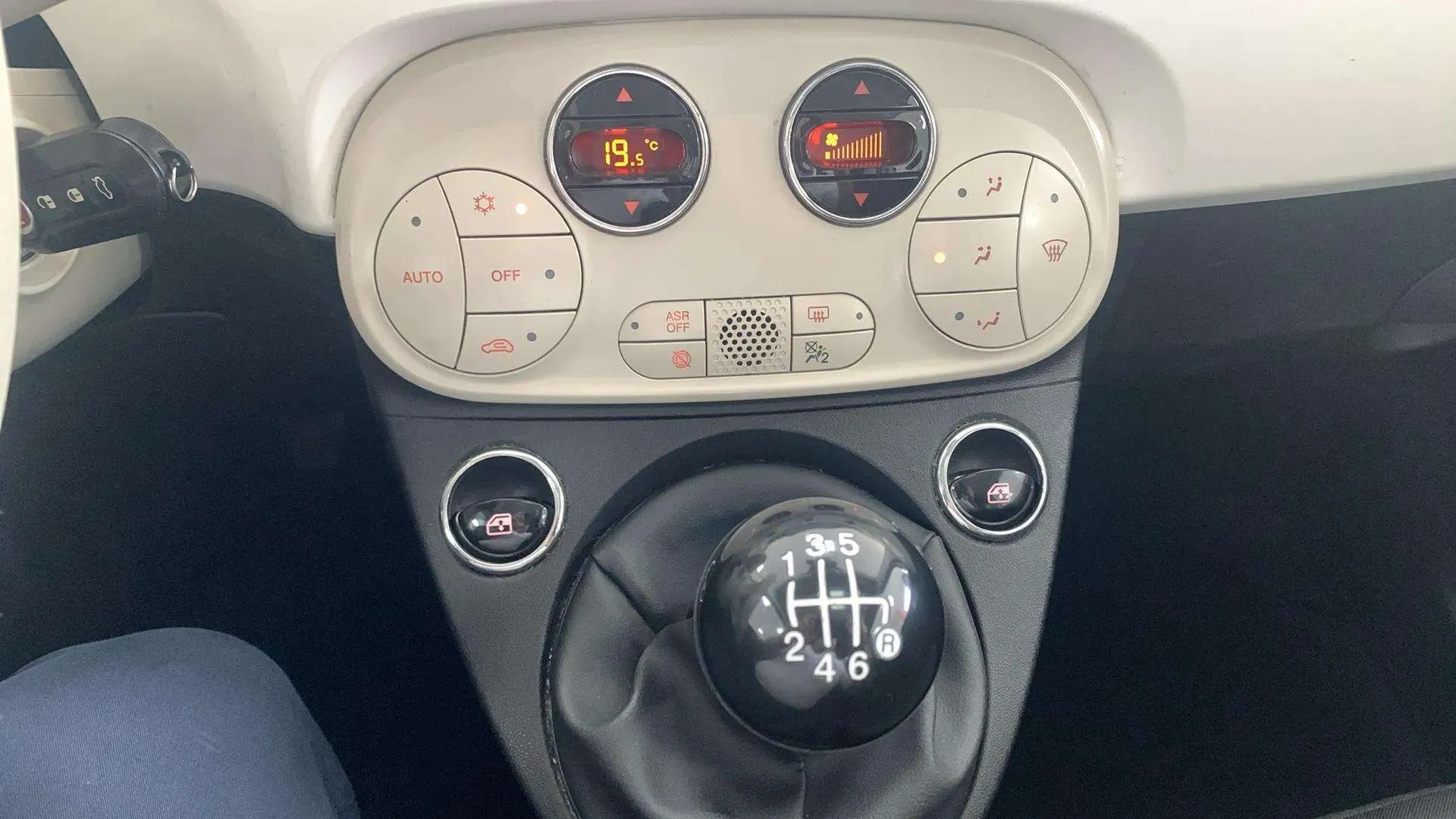 Fiat 500 Dolcevita 1.0 Hybrid - foto 14