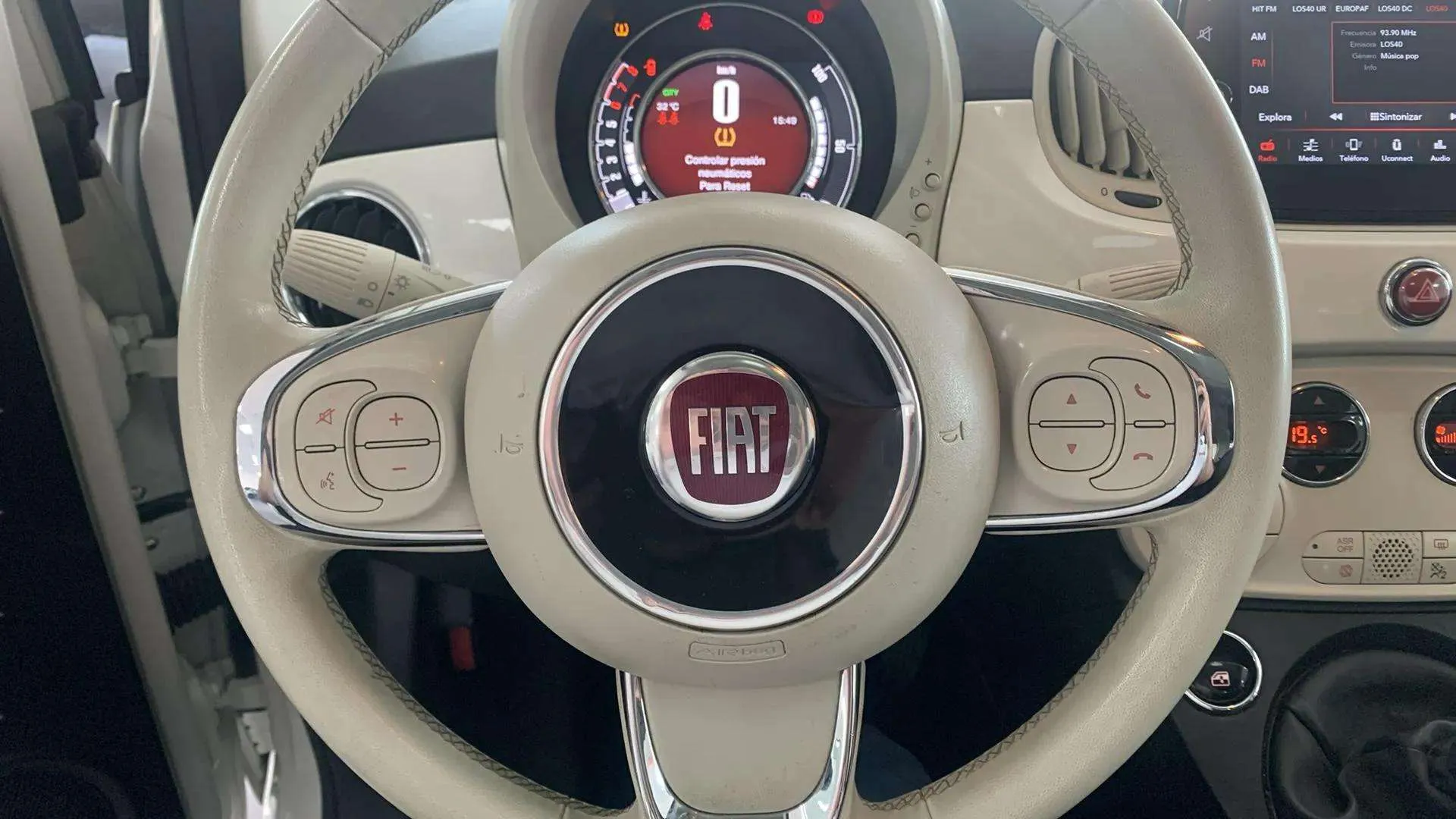 Fiat 500 Dolcevita 1.0 Hybrid - foto 8