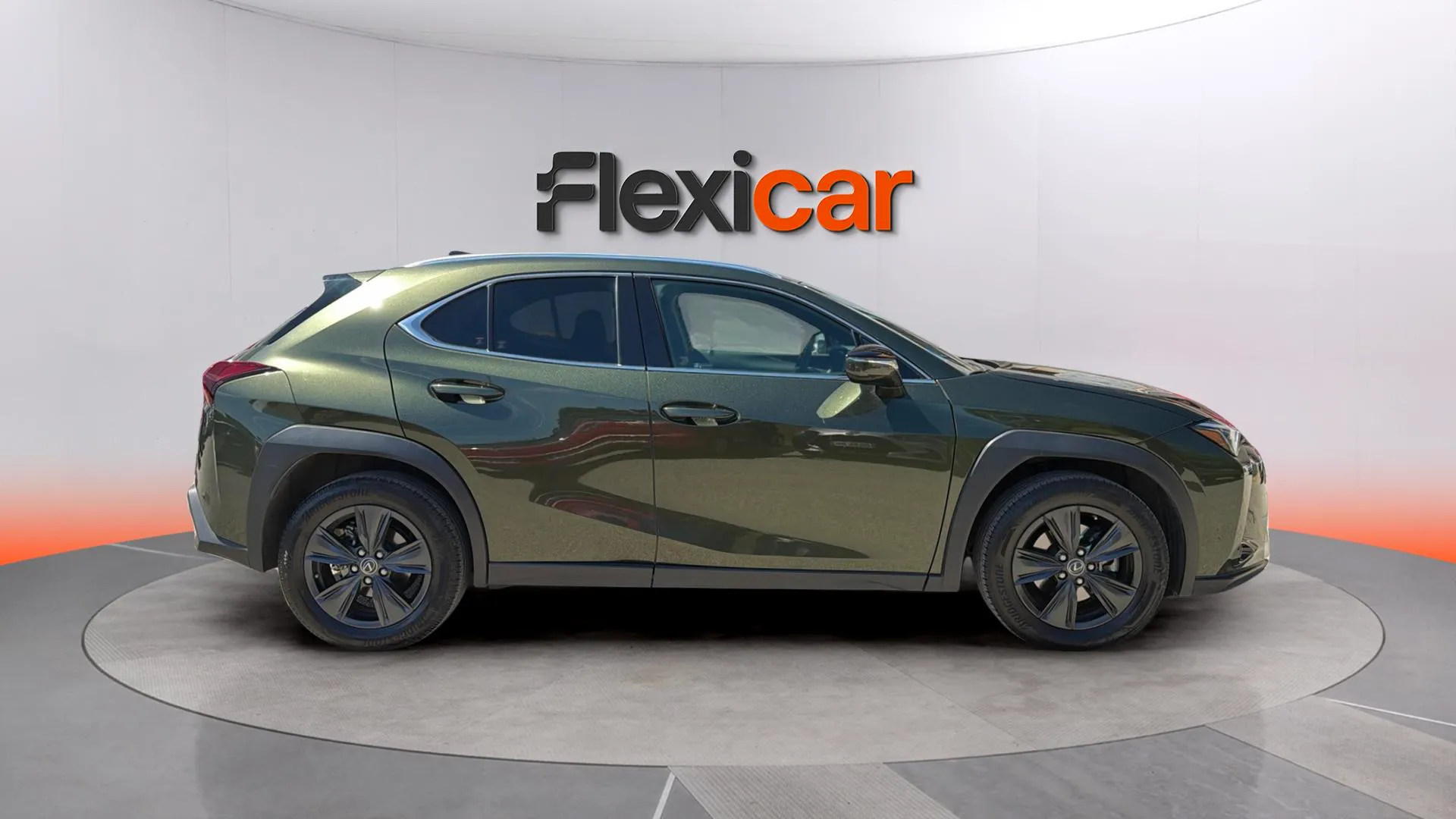 Lexus UX 2.0 250h Business - foto 8