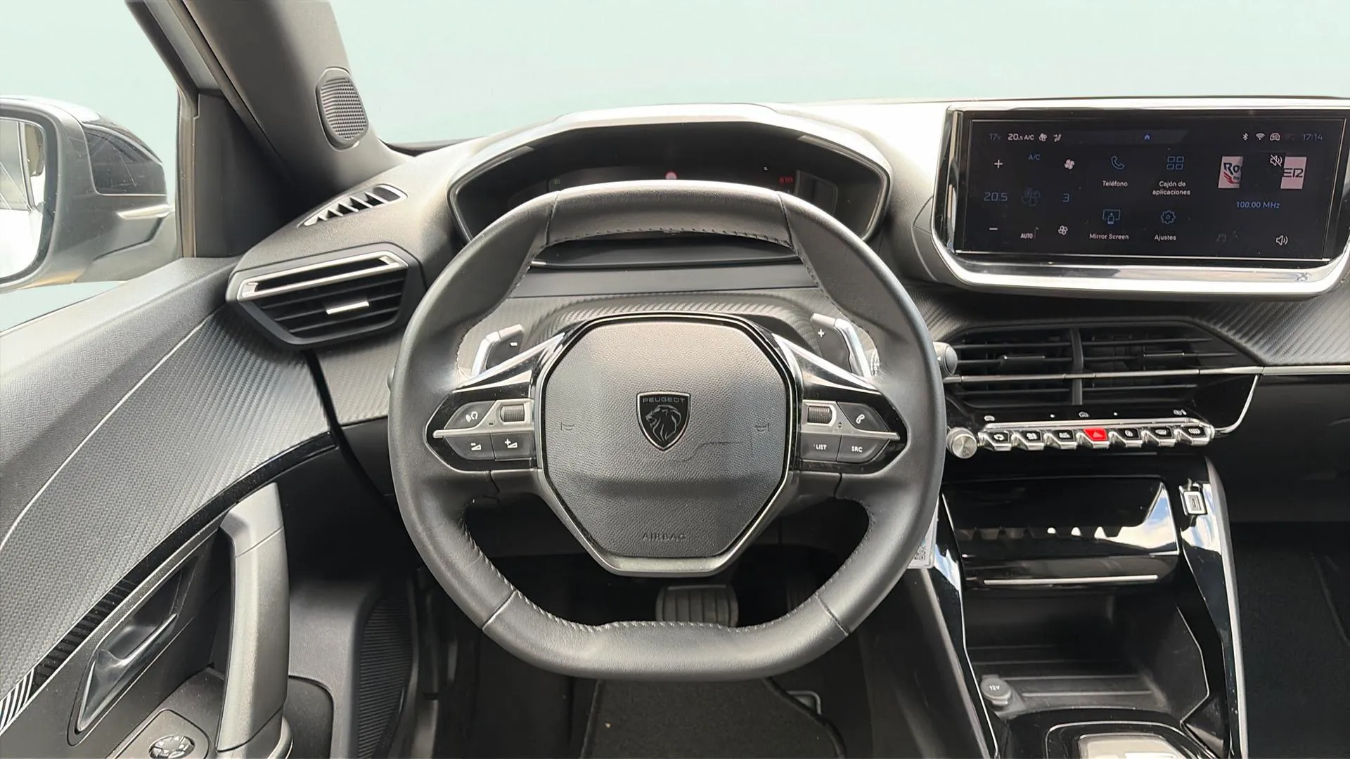 Peugeot 2008 Allure PureTech 130 EAT8 - foto 10