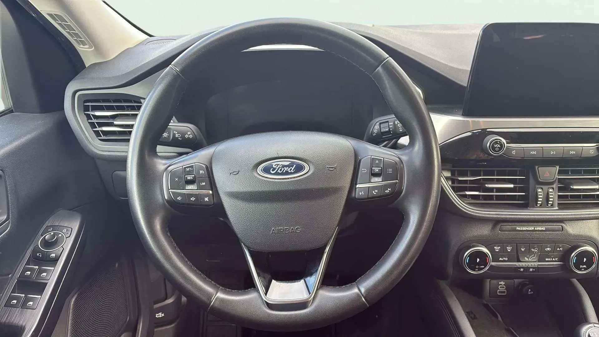 Ford Kuga Titanium 1.5T EcoBoost - foto 15