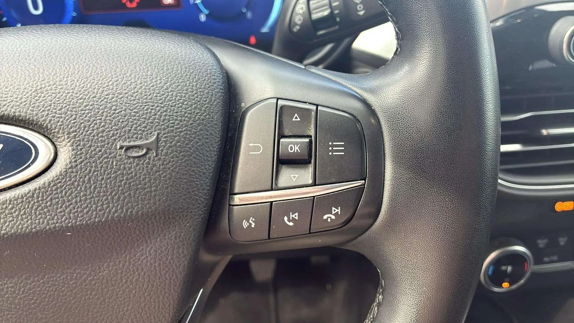 Ford Kuga Titanium 1.5T EcoBoost - foto 20
