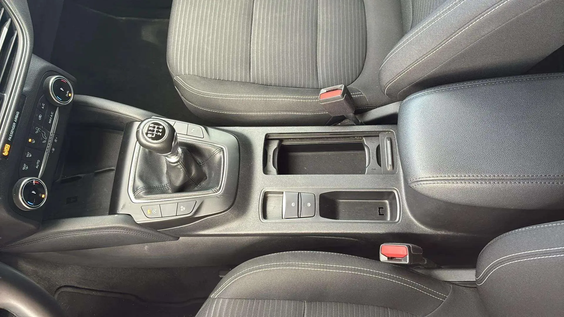 Ford Kuga Titanium 1.5T EcoBoost - foto 22