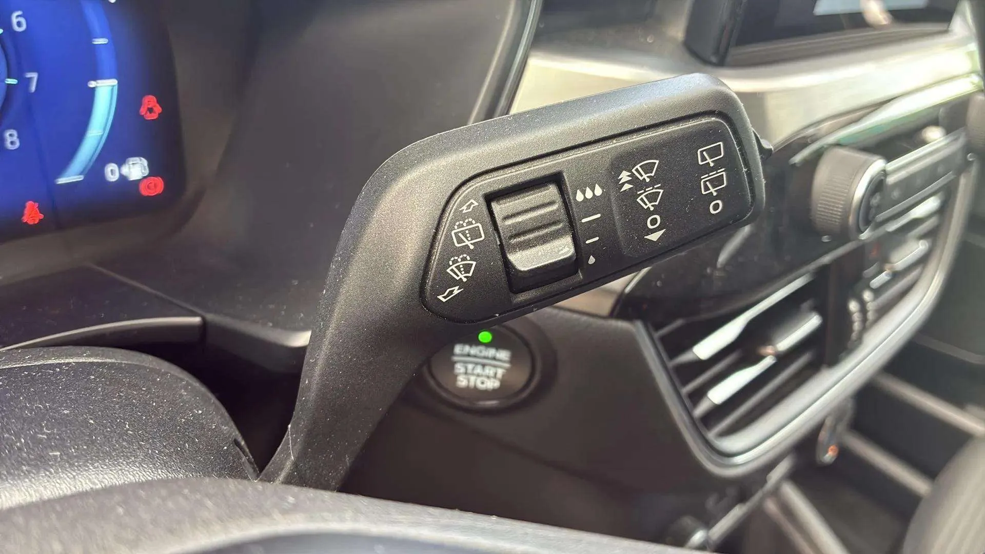 Ford Kuga Titanium 1.5T EcoBoost - foto 21