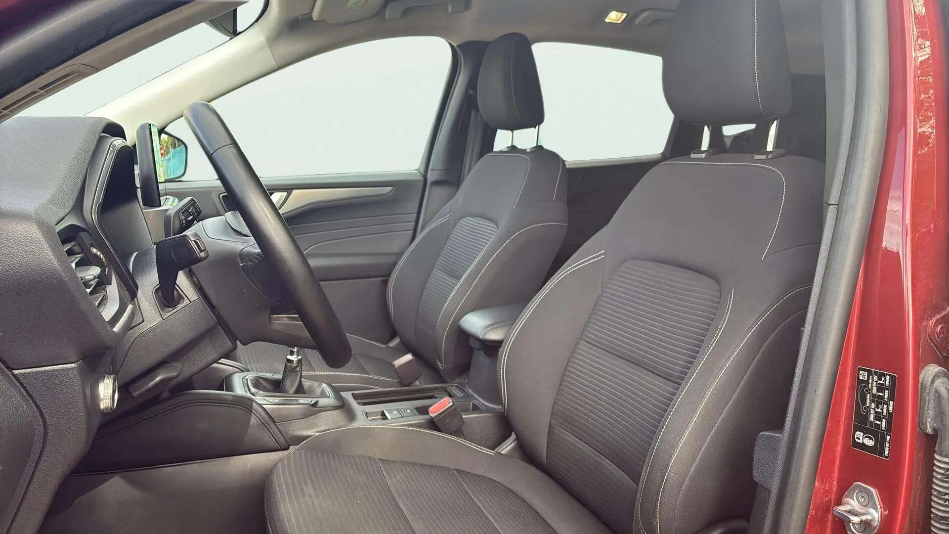 Ford Kuga Titanium 1.5T EcoBoost - foto 12