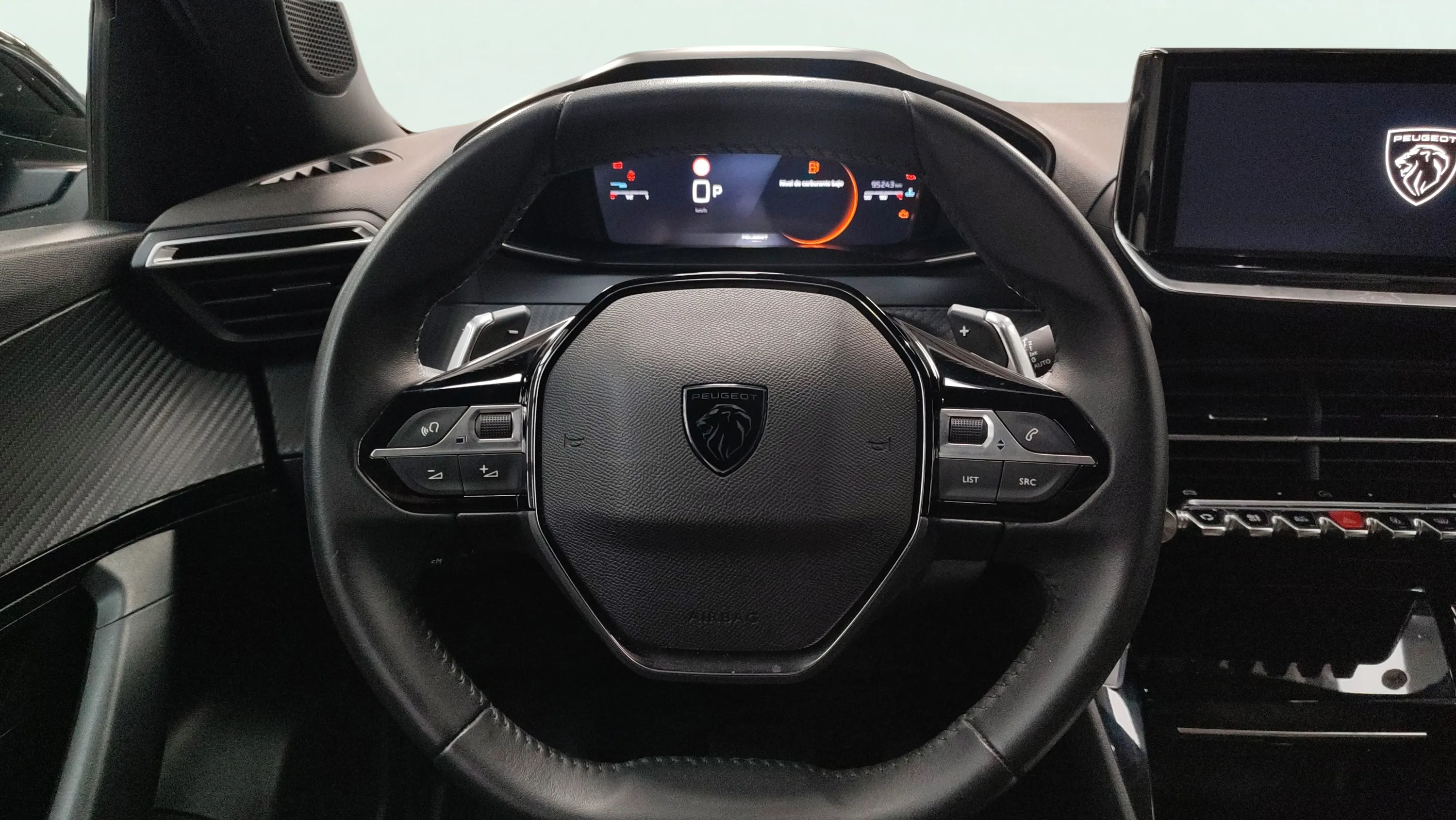 Peugeot 2008 Allure PureTech 130 EAT8 - foto 10