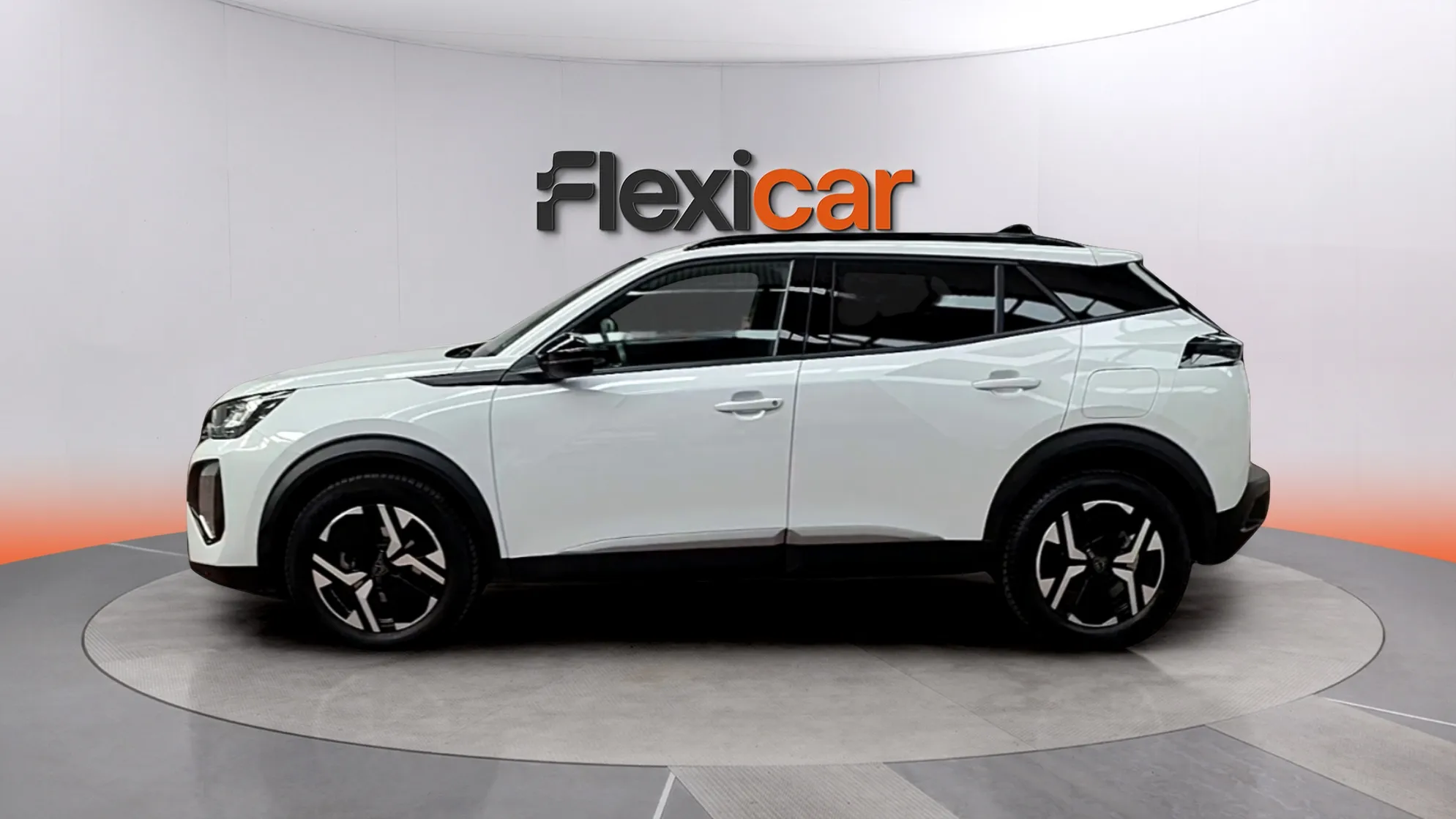 Peugeot 2008 Allure PureTech 130 EAT8 - foto 4