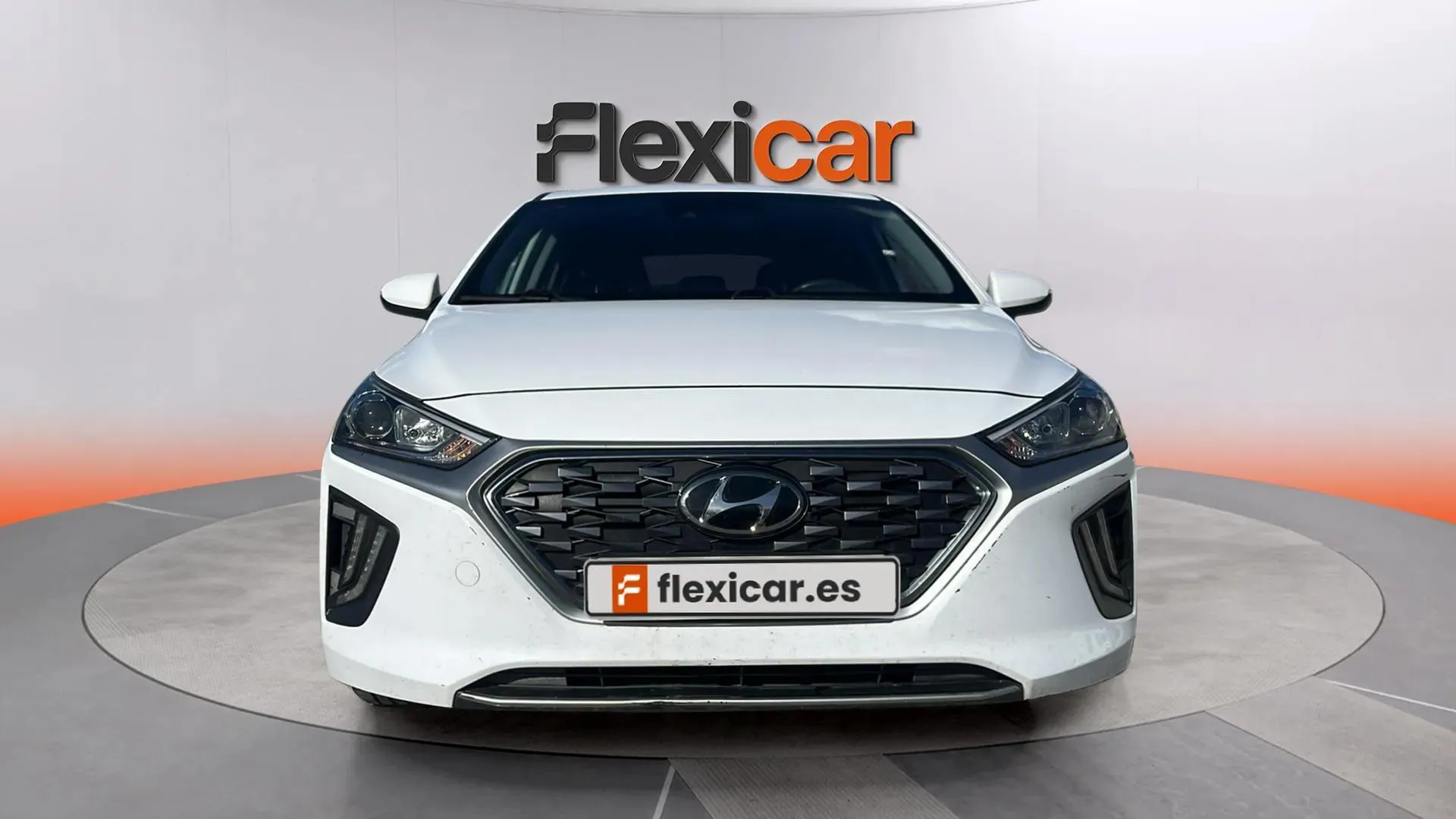Hyundai Ioniq 1.6 GDI HEV Klass DCT - foto 2