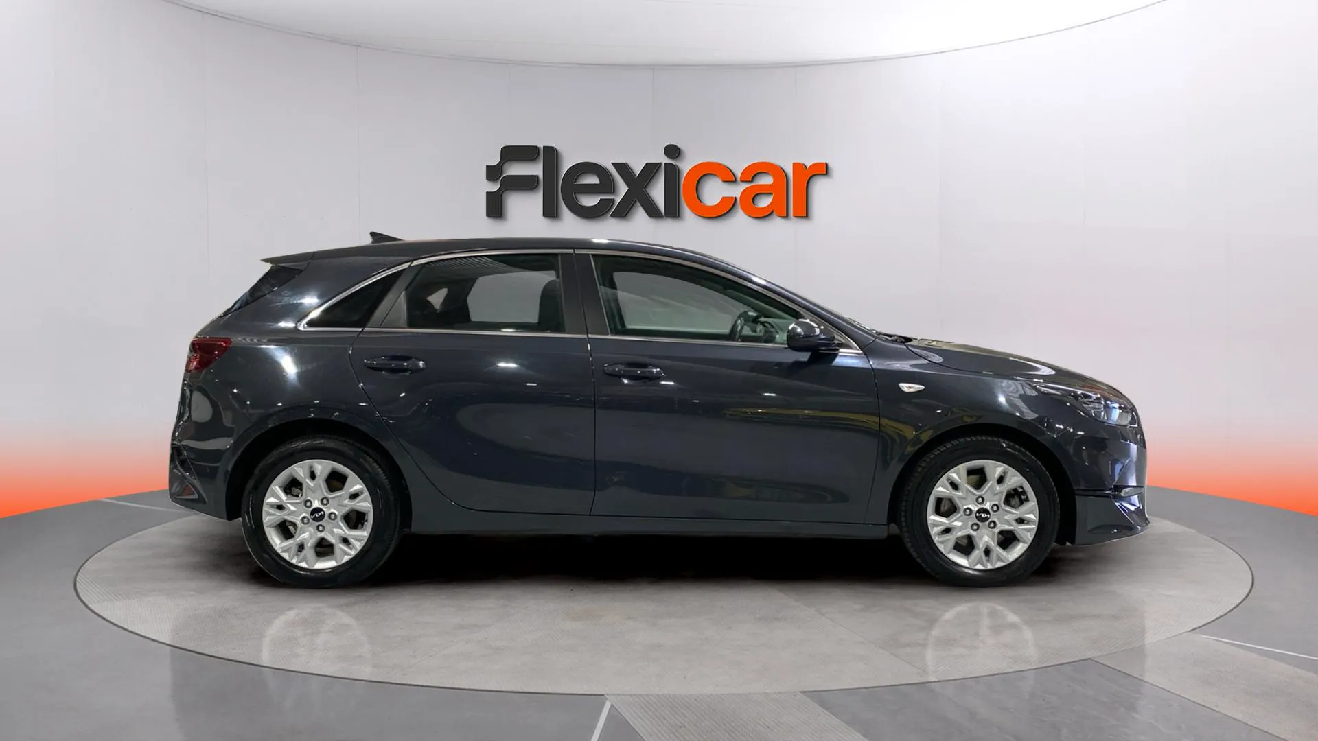 Kia Ceed 1.6 MHEV iMT Drive - foto 4