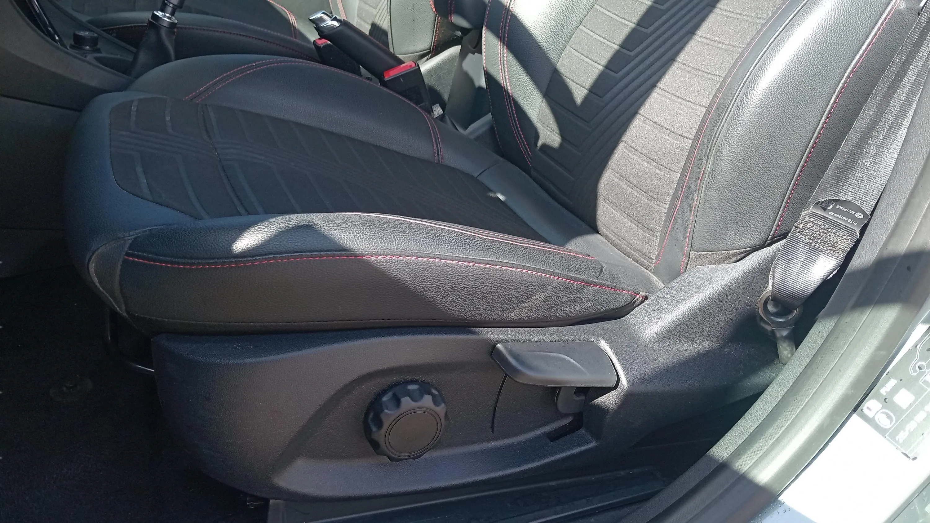 Ford Puma 1.0 EcoBoost ST-Line MHEV - foto 22