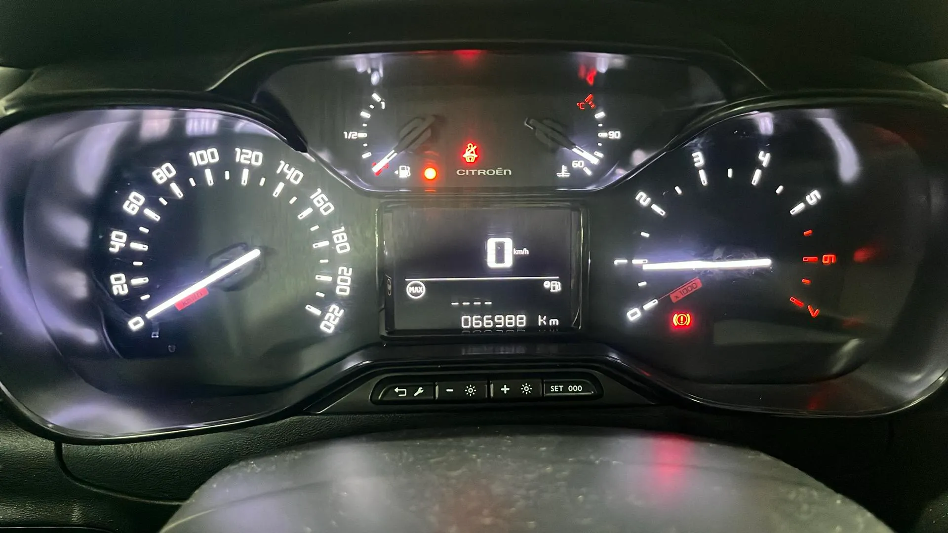 Citroën C3 Turbo 100 Plus - foto 18