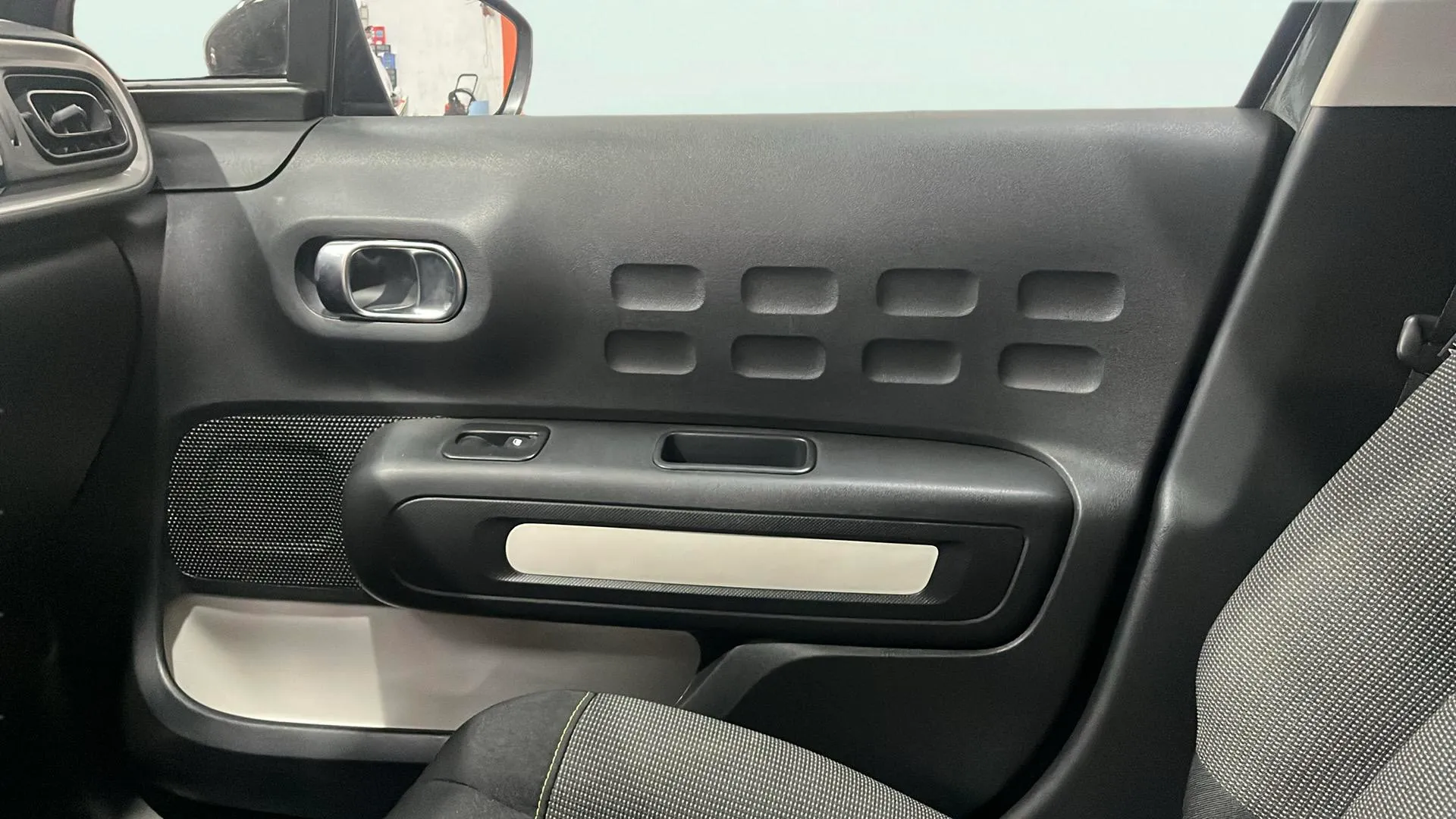 Citroën C3 Turbo 100 Plus - foto 11