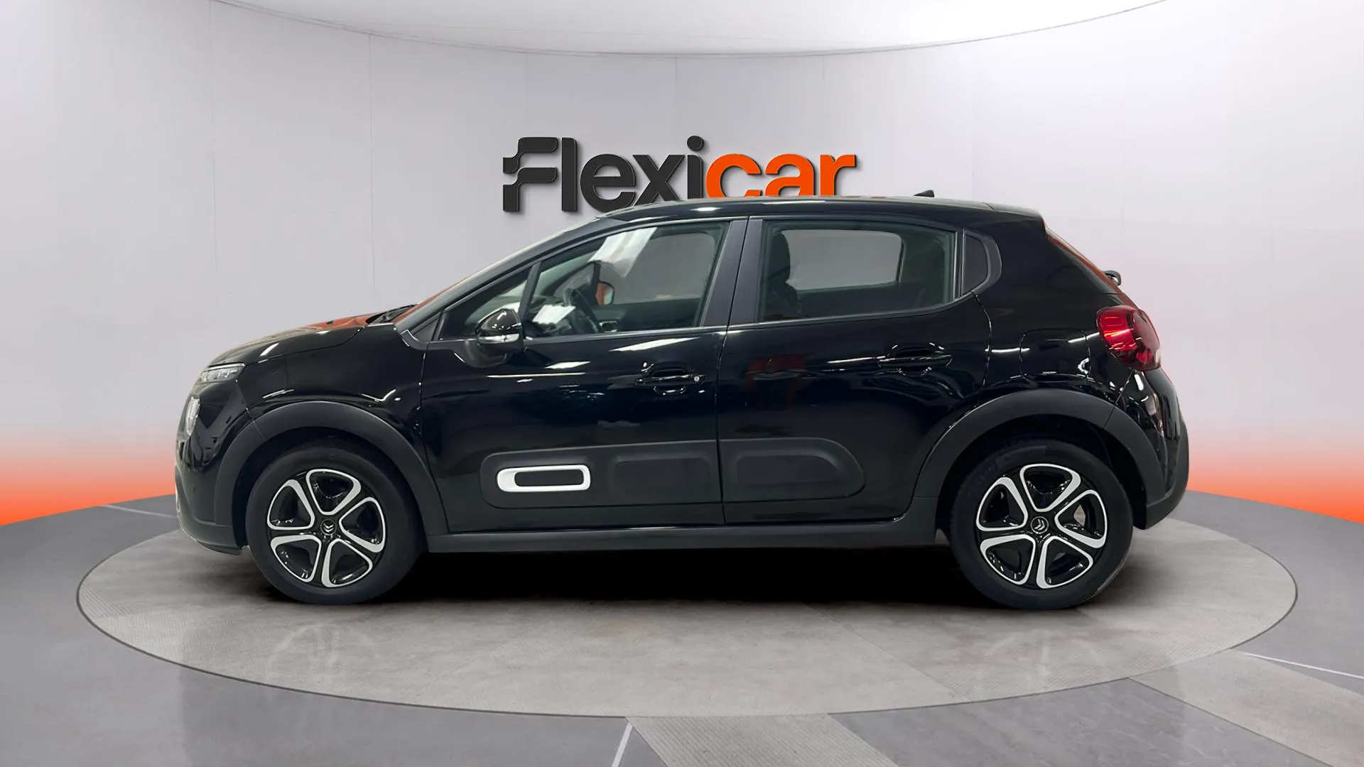 Citroën C3 Turbo 100 Plus - foto 4