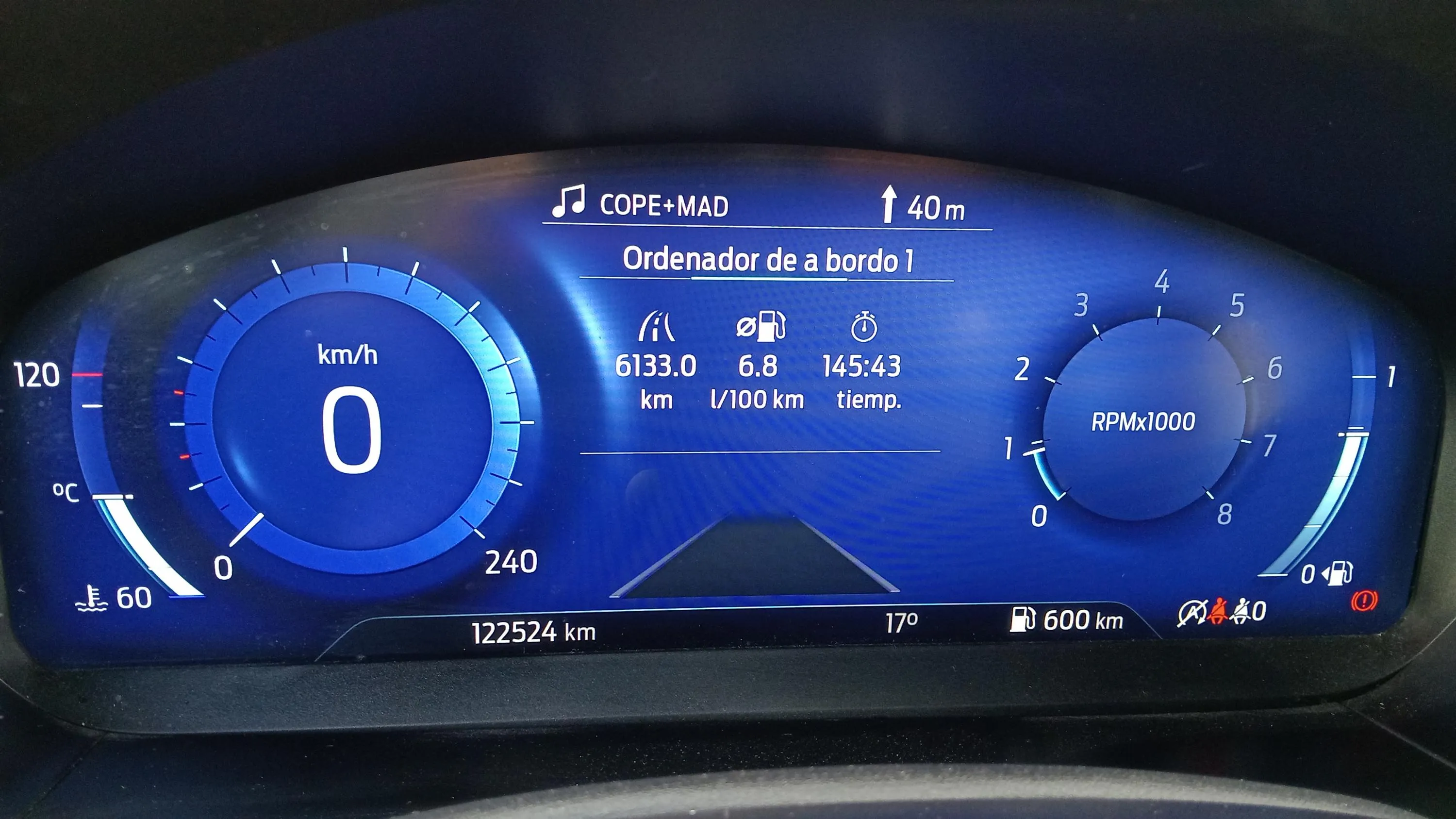 Ford Focus 1.0 EcoBoost MHEV ST-Line - foto 16