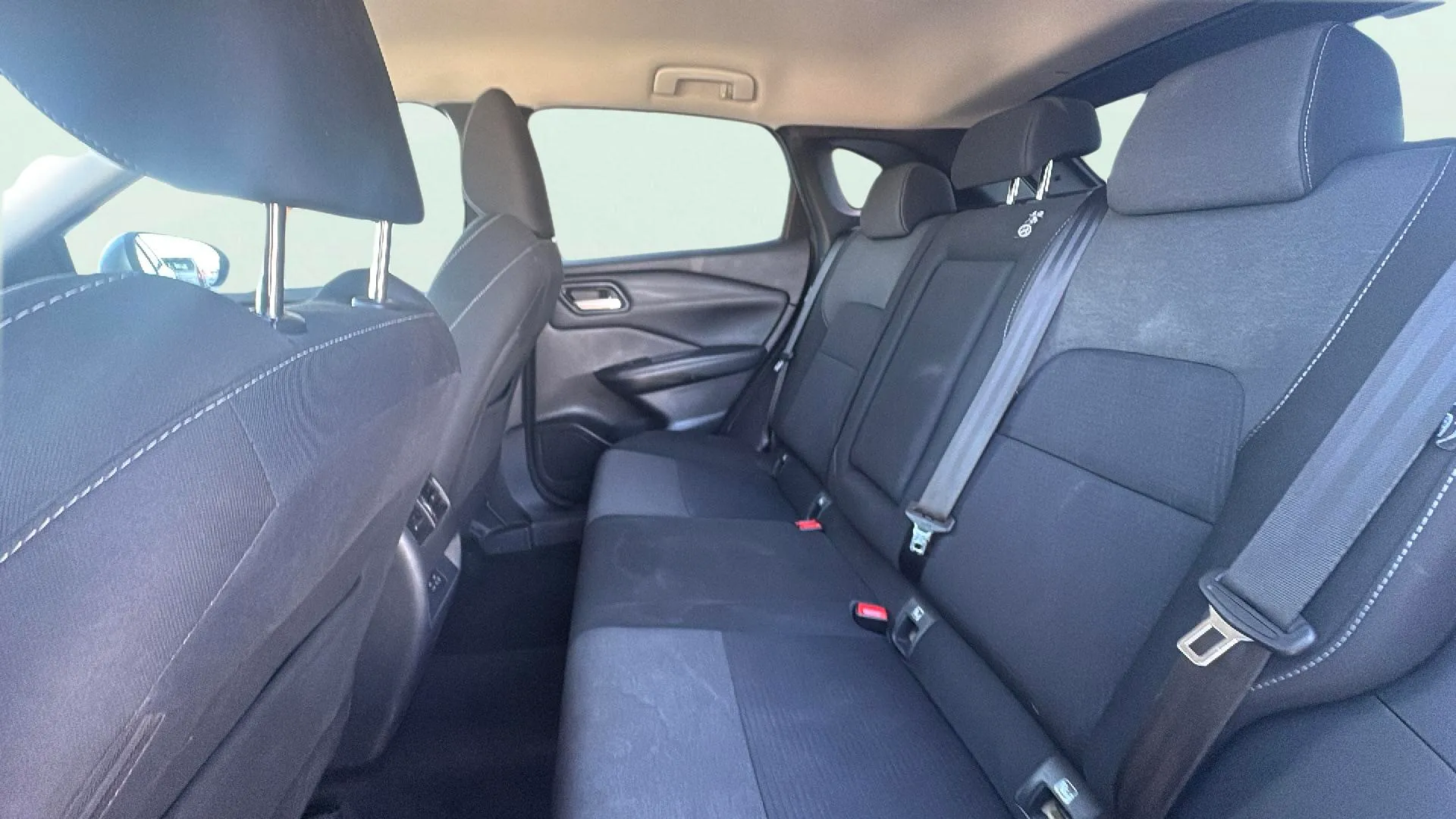 Nissan Qashqai DIG-T N-Connecta - foto 18