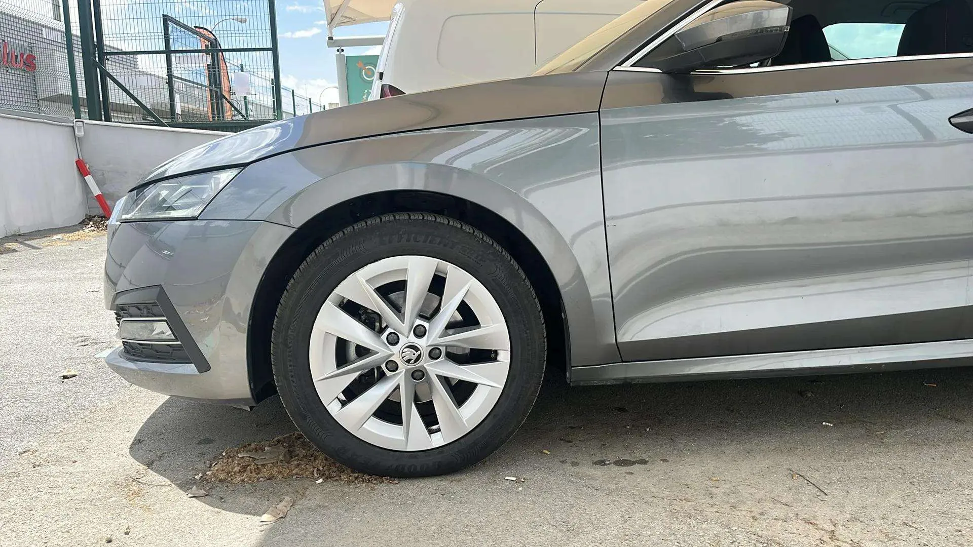 Škoda Octavia 2.0 TDI DSG Ambition - foto 14