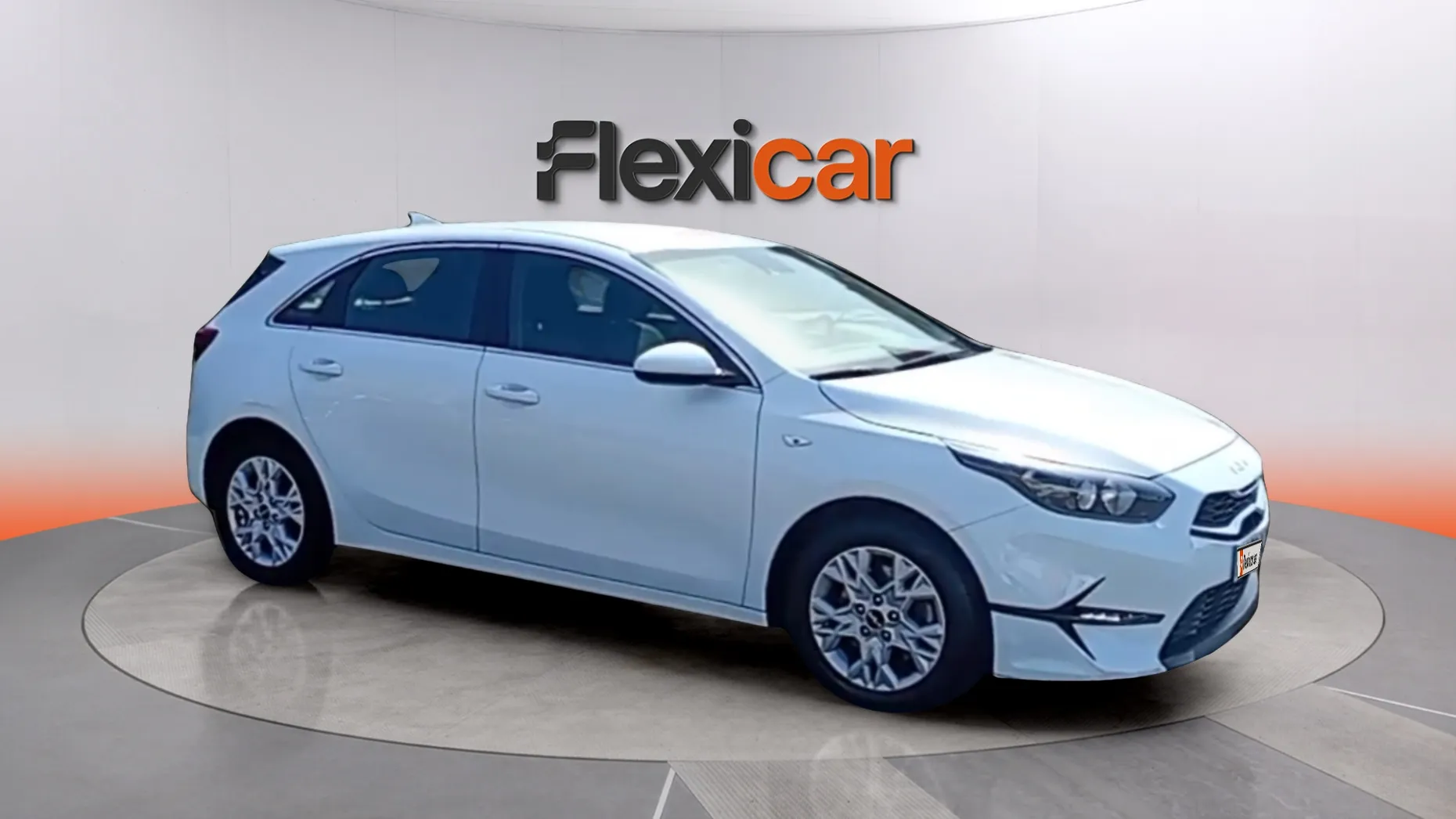 Kia Ceed 1.6 MHEV iMT Drive - foto 1